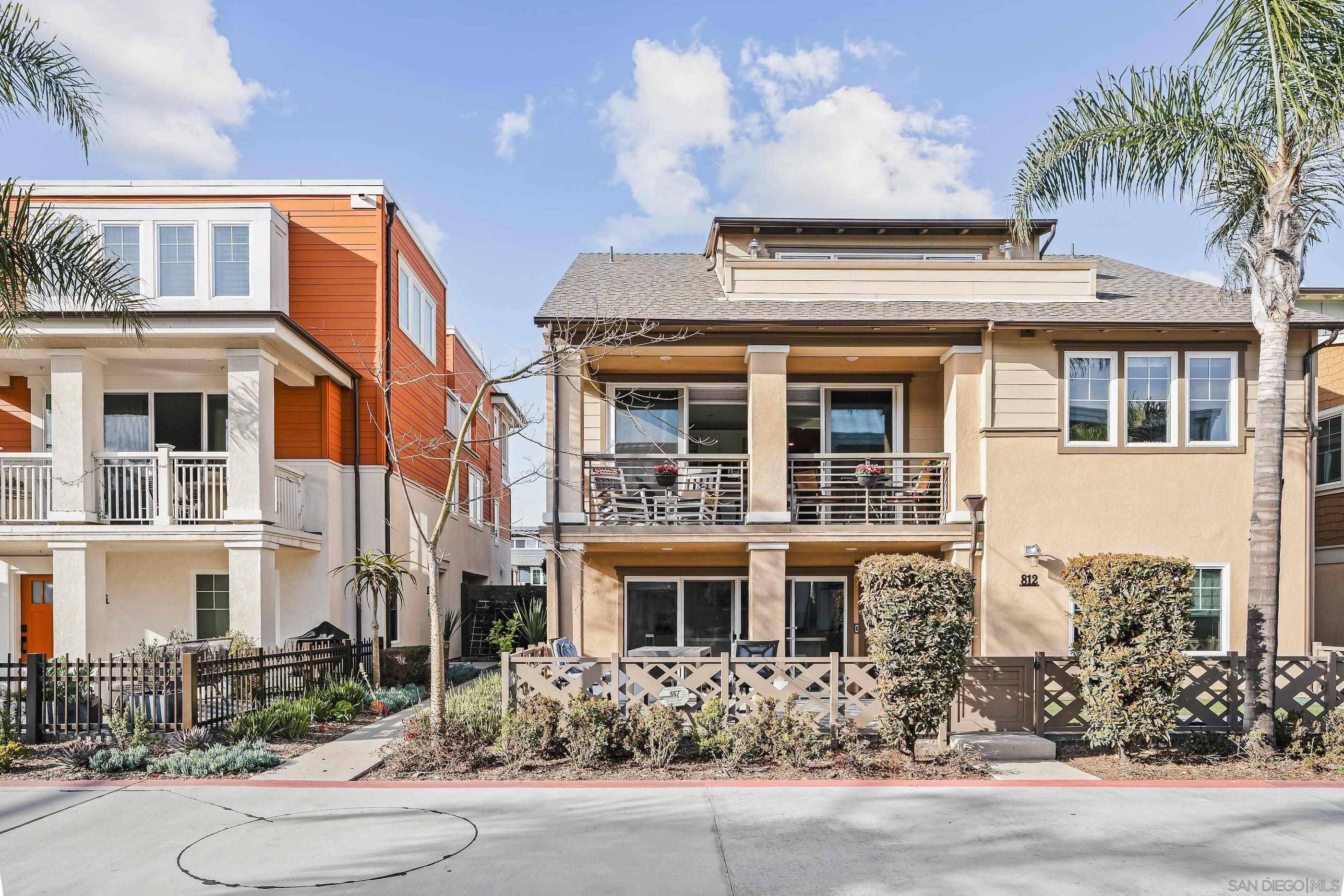 San Diego, CA 92109,810 Santa Barbara Place