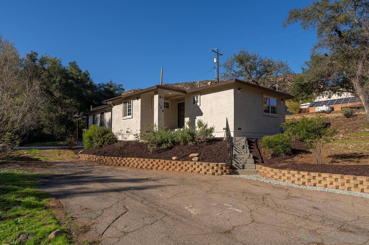 El Cajon, CA 92019,124 Frances Dr