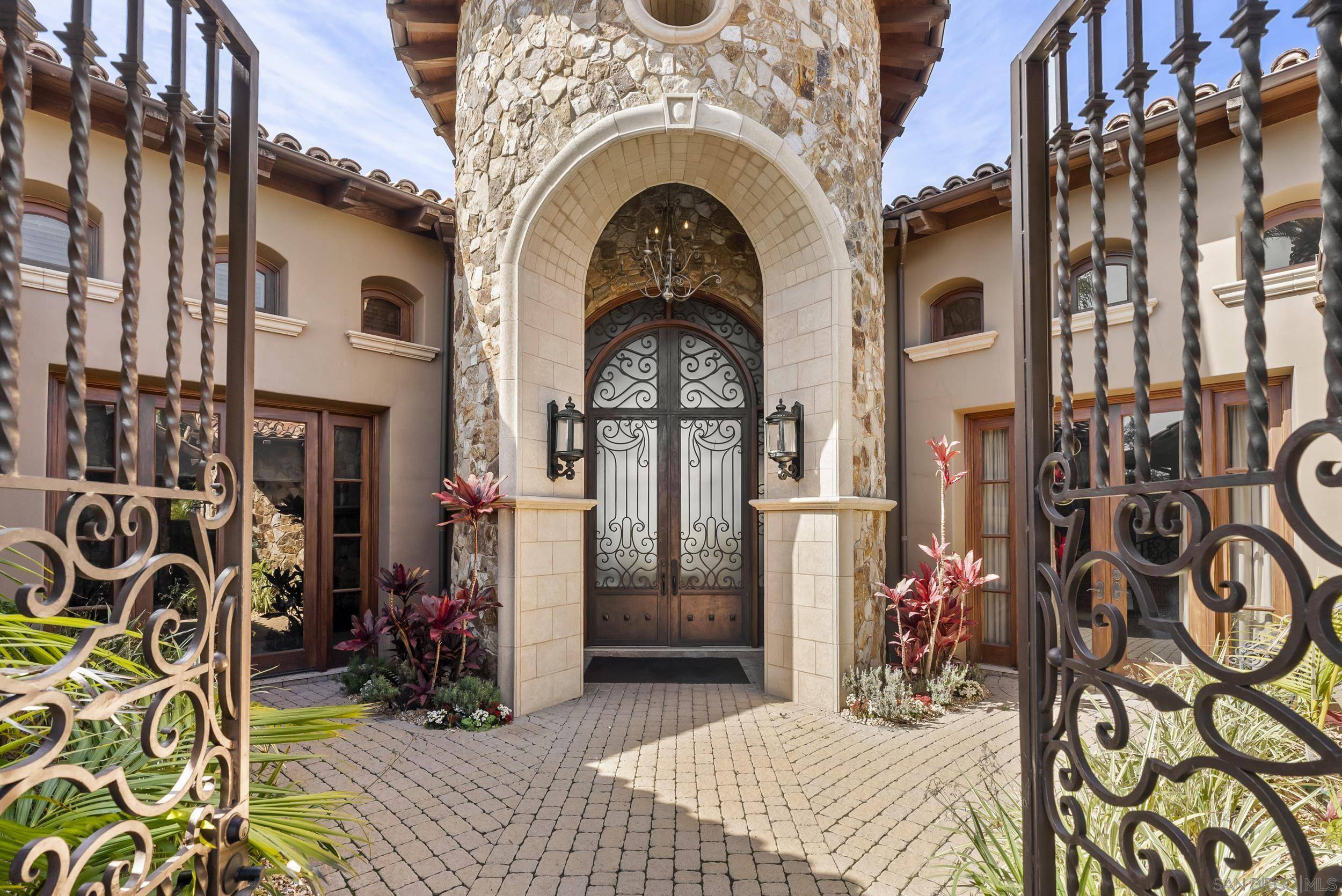 San Diego, CA 92130,5130 Rancho Del Mar Trl