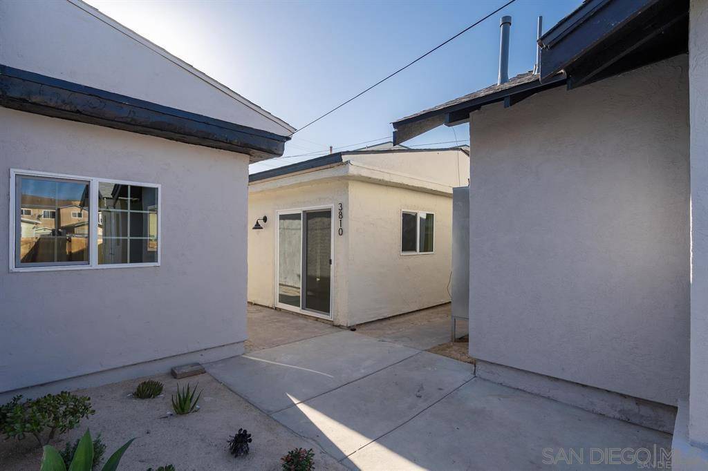 San Diego, CA 92105,3808-14 46th St