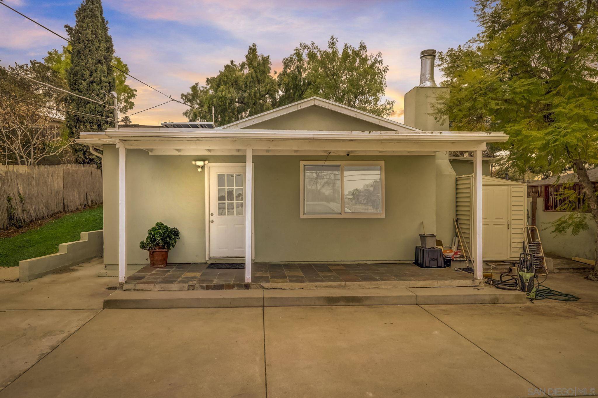 Spring Valley, CA 91977,9115 Rosedale Dr