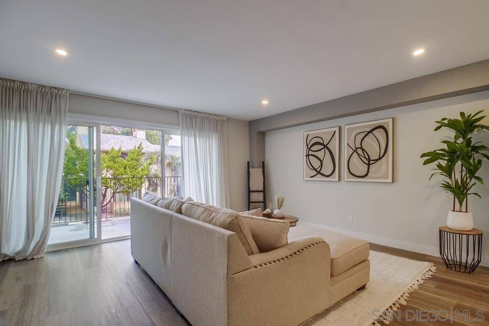 San Diego, CA 92103,4278 5th
