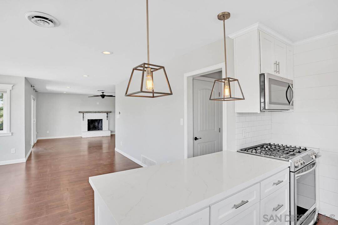 La Mesa, CA 91941,8060 Lemon Ave