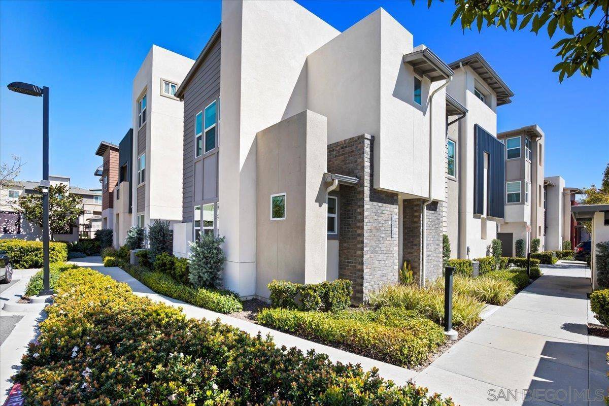 Chula Vista, CA 91915,2123 Element Way