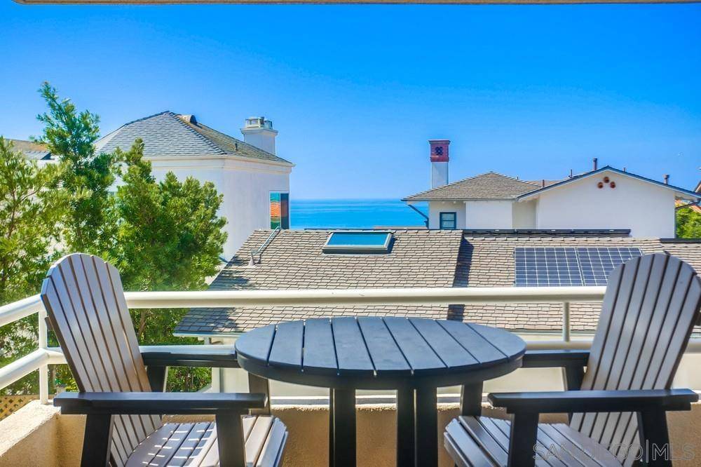 La Jolla, CA 92037,5726 La Jolla Blvd #201