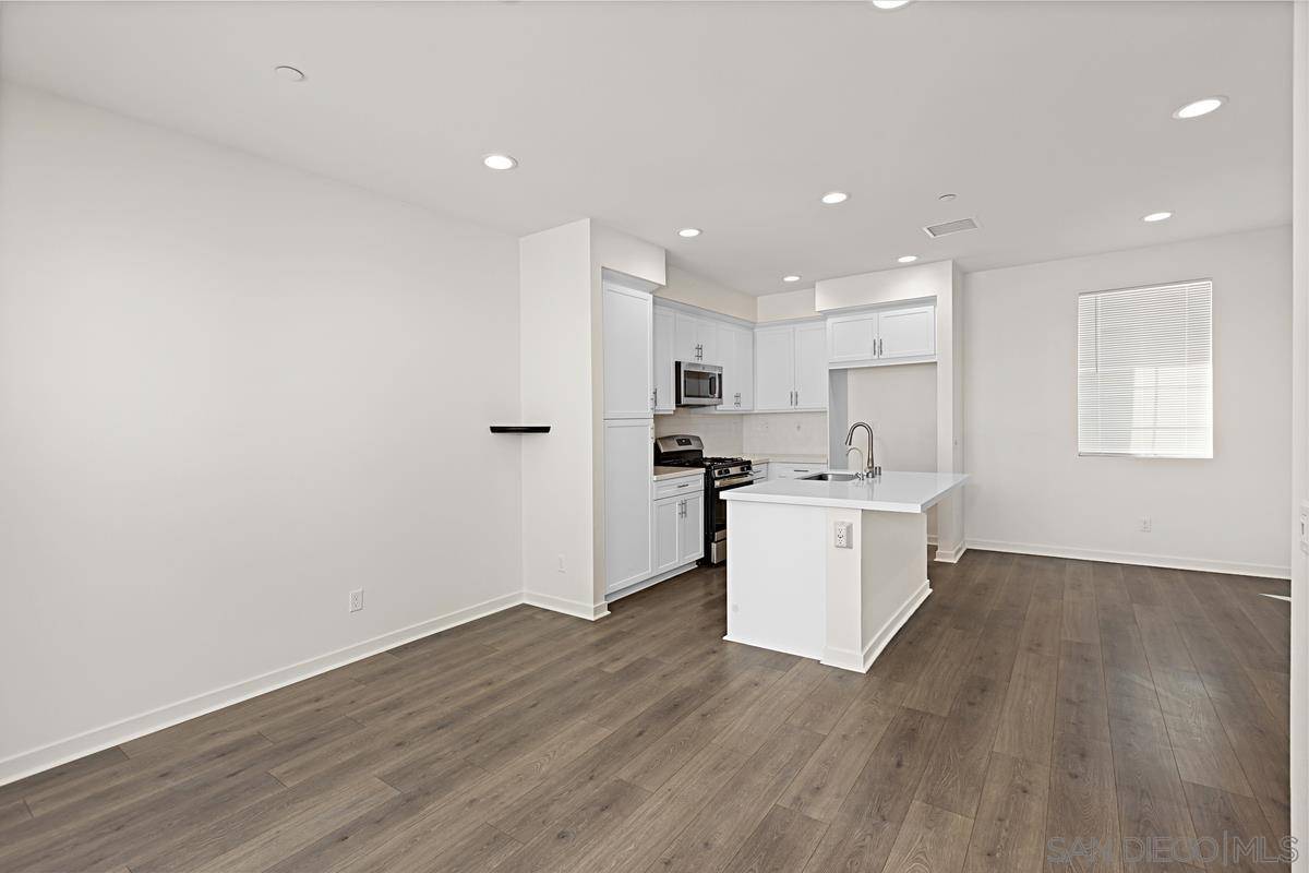 Santee, CA 92071,340 Millstream Ct