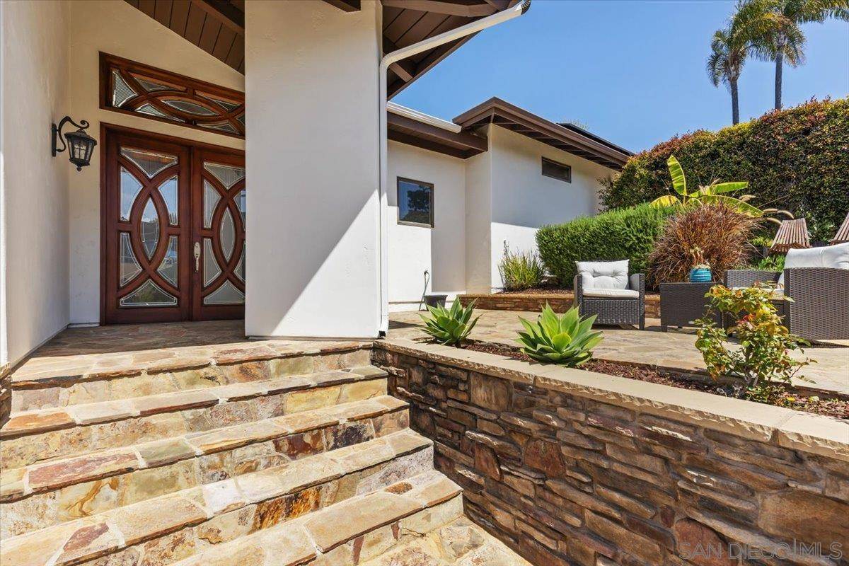 Del Mar, CA 92014,1141 Luneta Drive