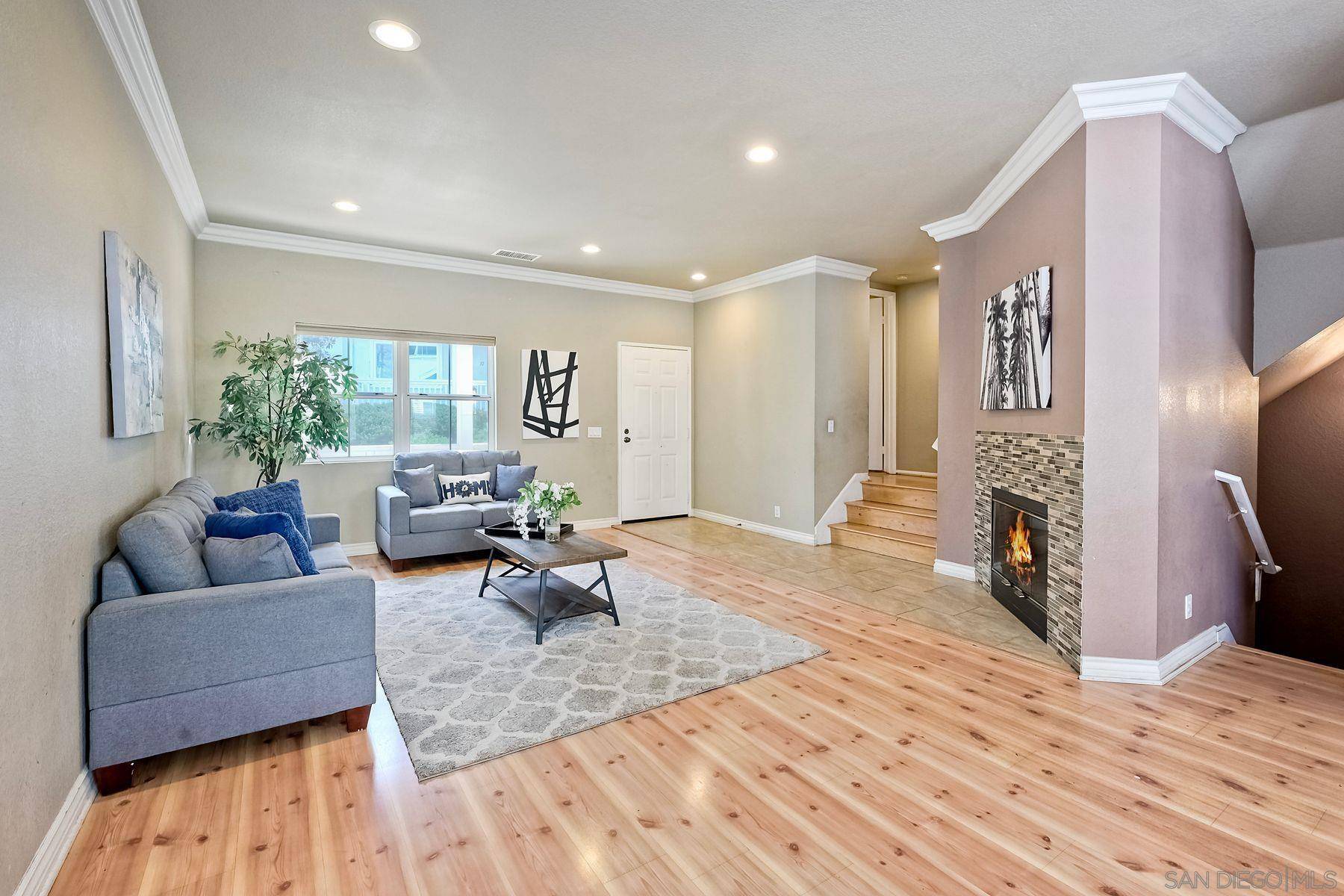 San Diego, CA 92131,10050 Scripps Vista Way #29