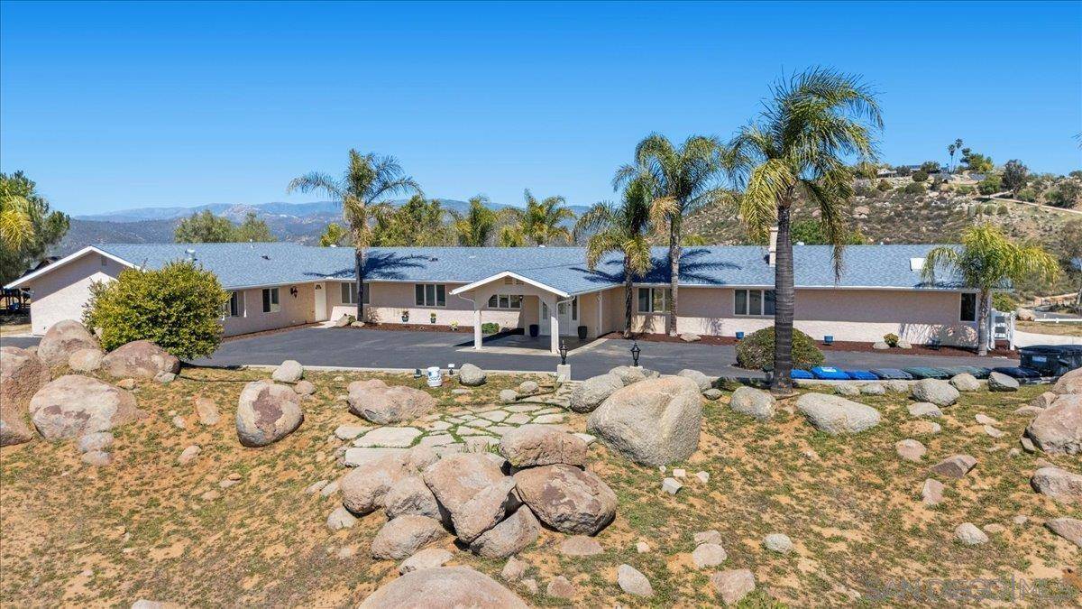 Ramona, CA 92065,20403 Rancho Villa Rd