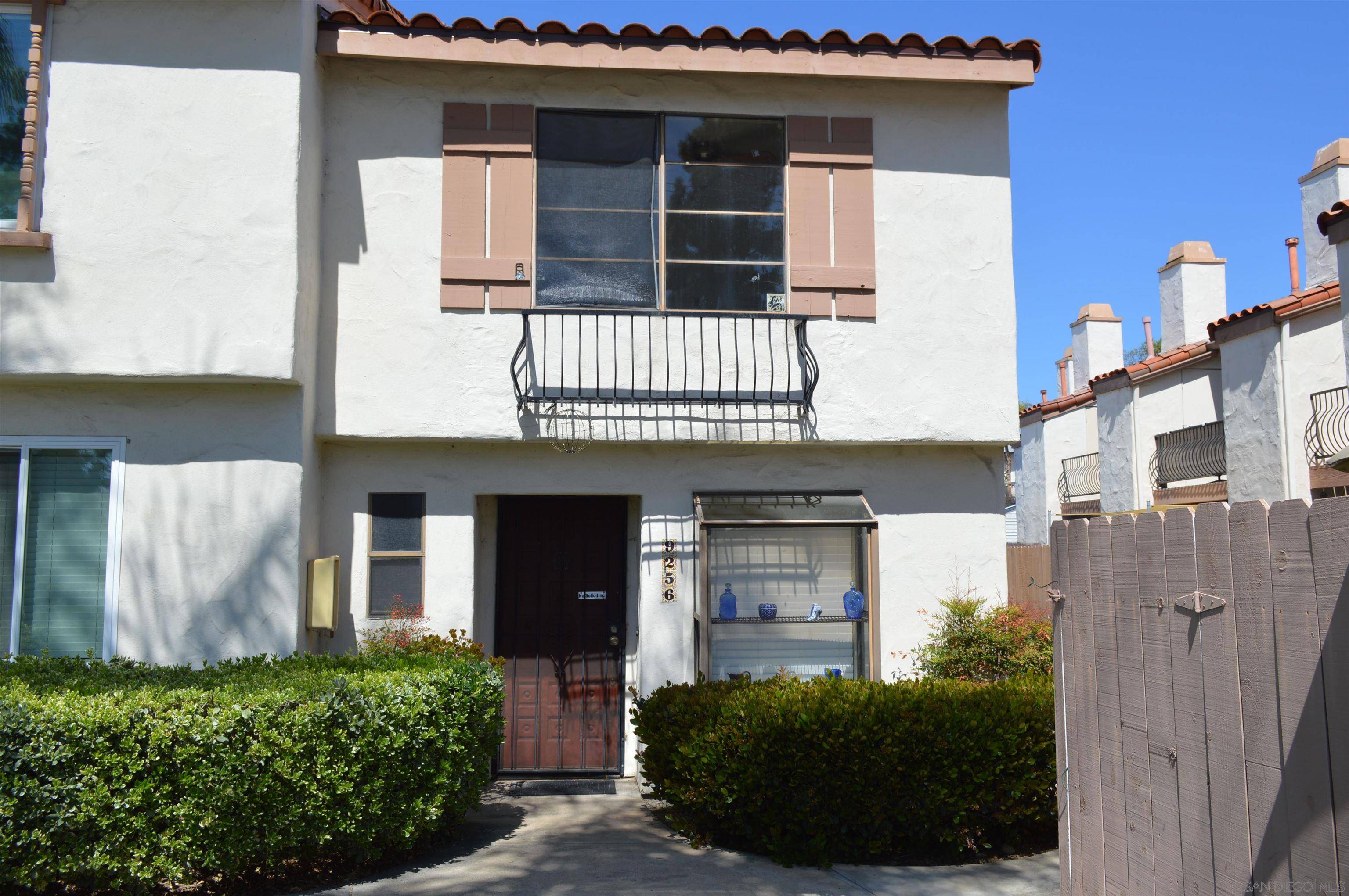 Santee, CA 92071,9256 Carlton Oaks Dr #7