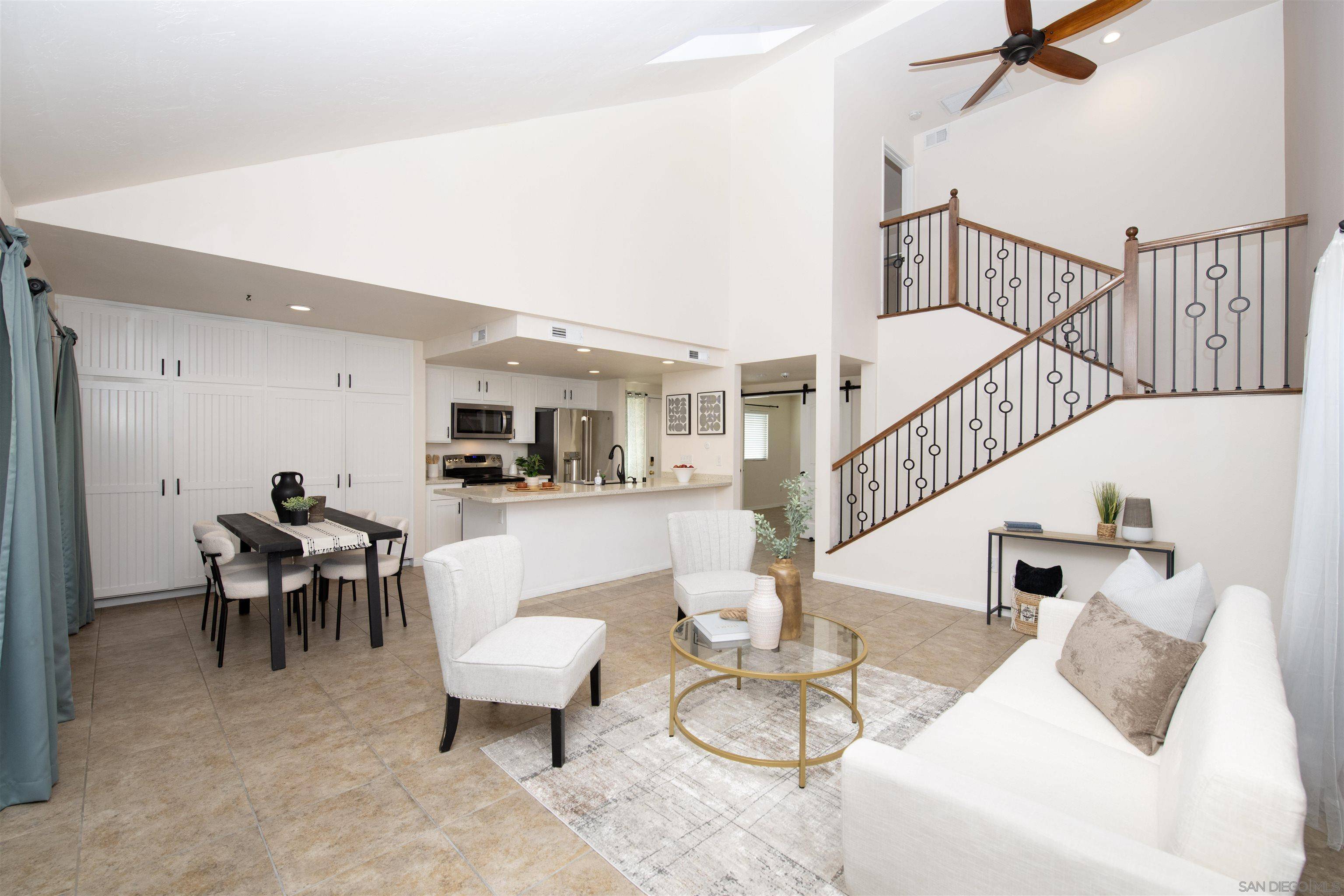 Ramona, CA 92065,23620 Country Villa