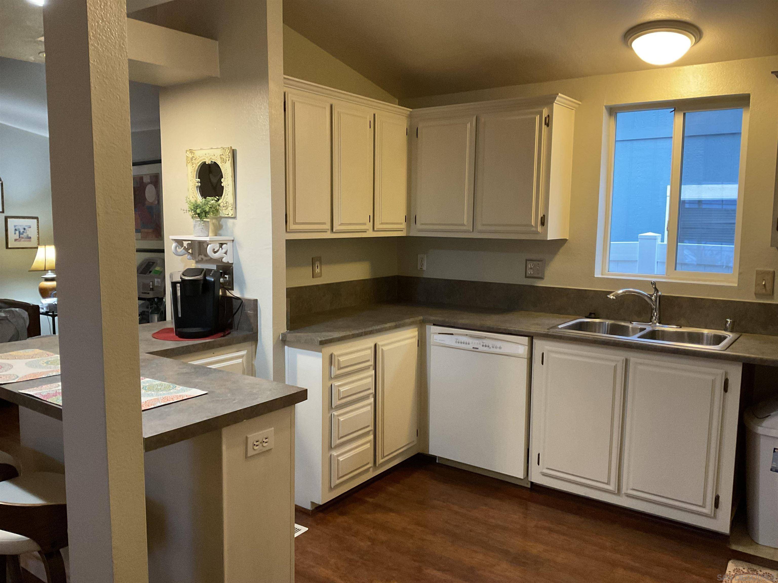 El Cajon, CA 92021,15935 Spring Oaks Rd #112