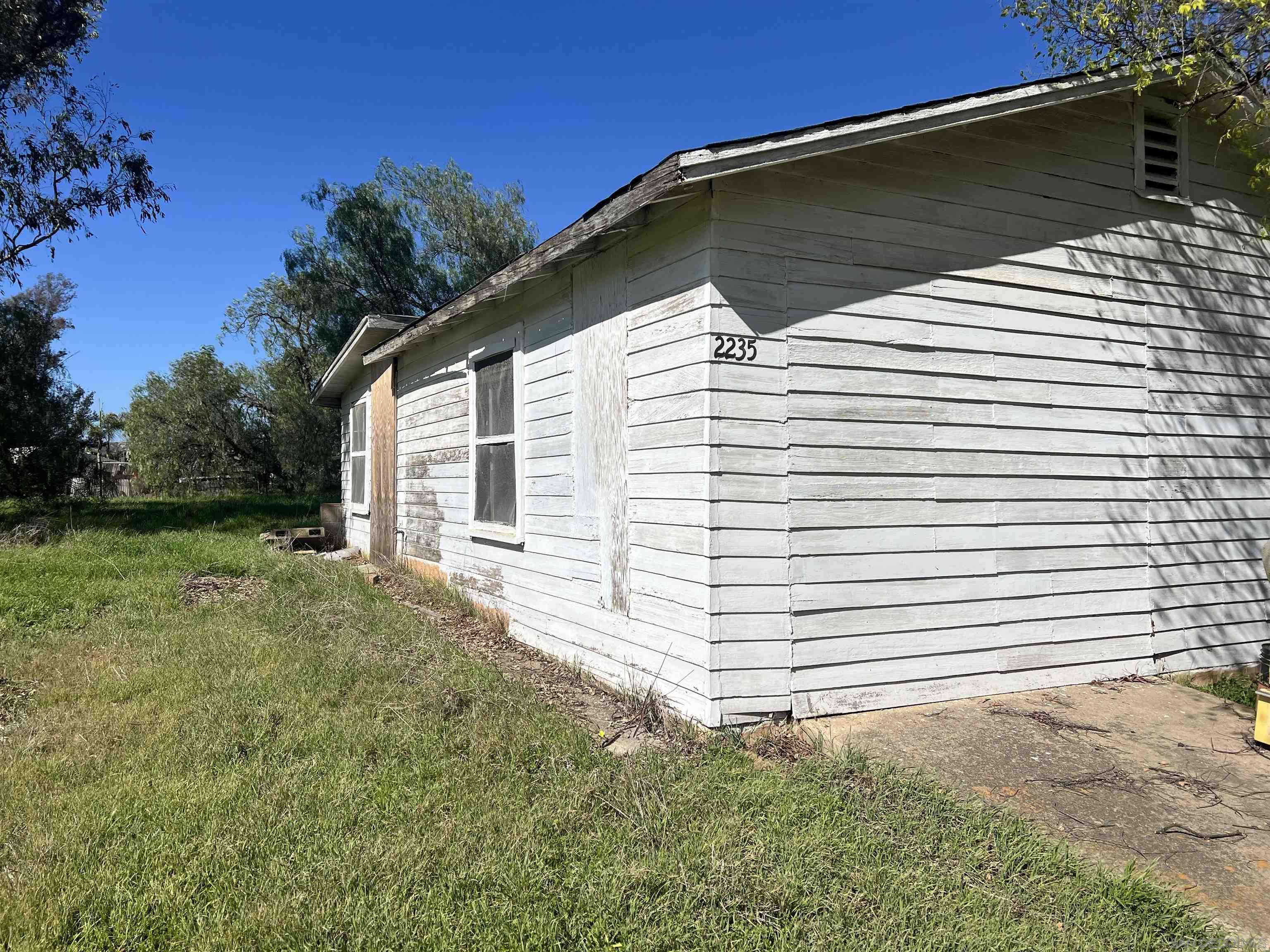 Ramona, CA 92065,2235 Toub St