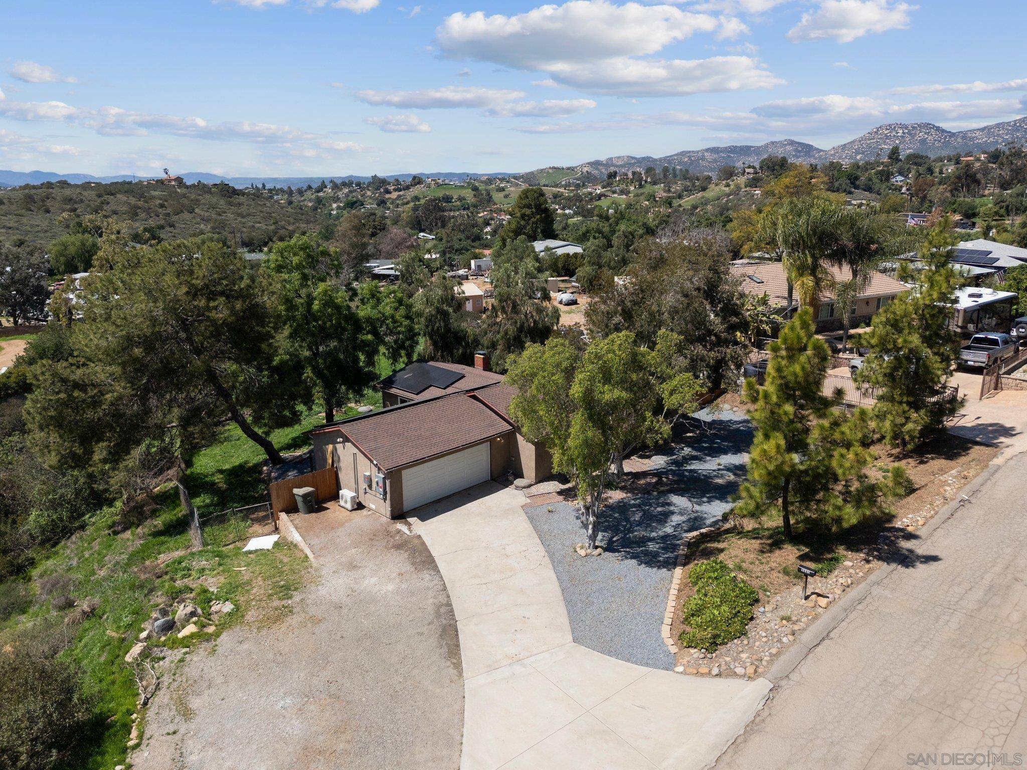 El Cajon, CA 92021,9880 Bon Vue