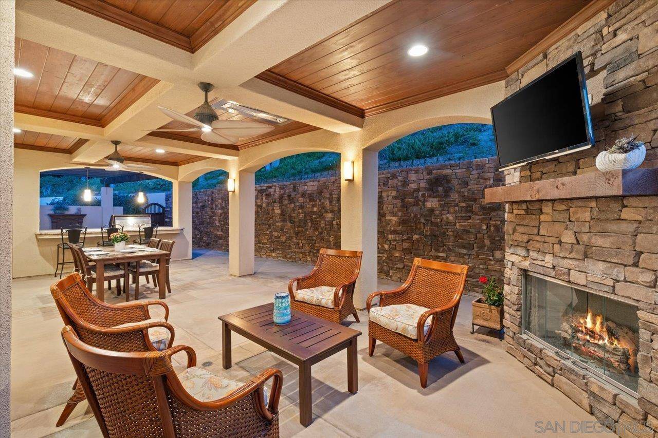 Rancho Santa Fe, CA 92067,17206 El Caporal