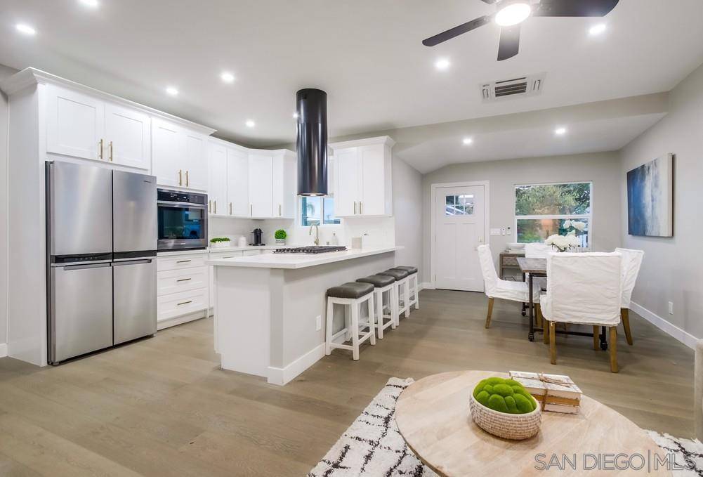 San Diego, CA 92106,3122 Newell St