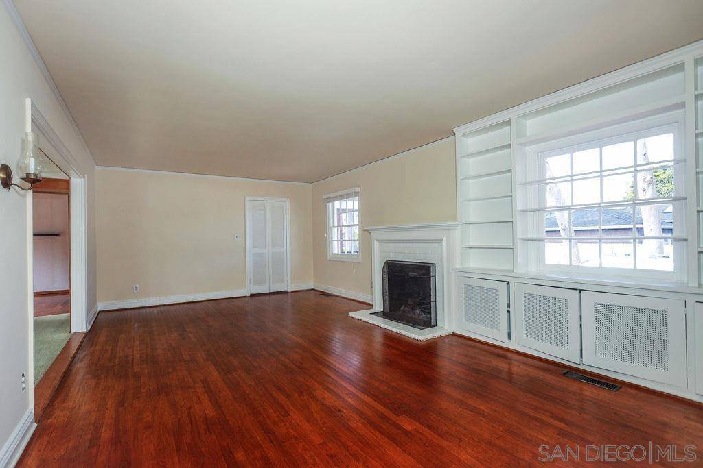 San Diego, CA 92106,3710 Warner St