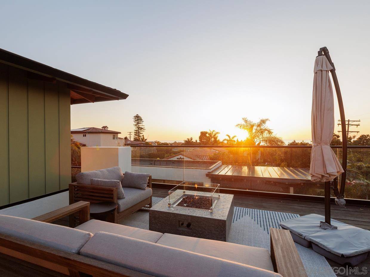 Encinitas, CA 92024,409-11 Andrews Ave