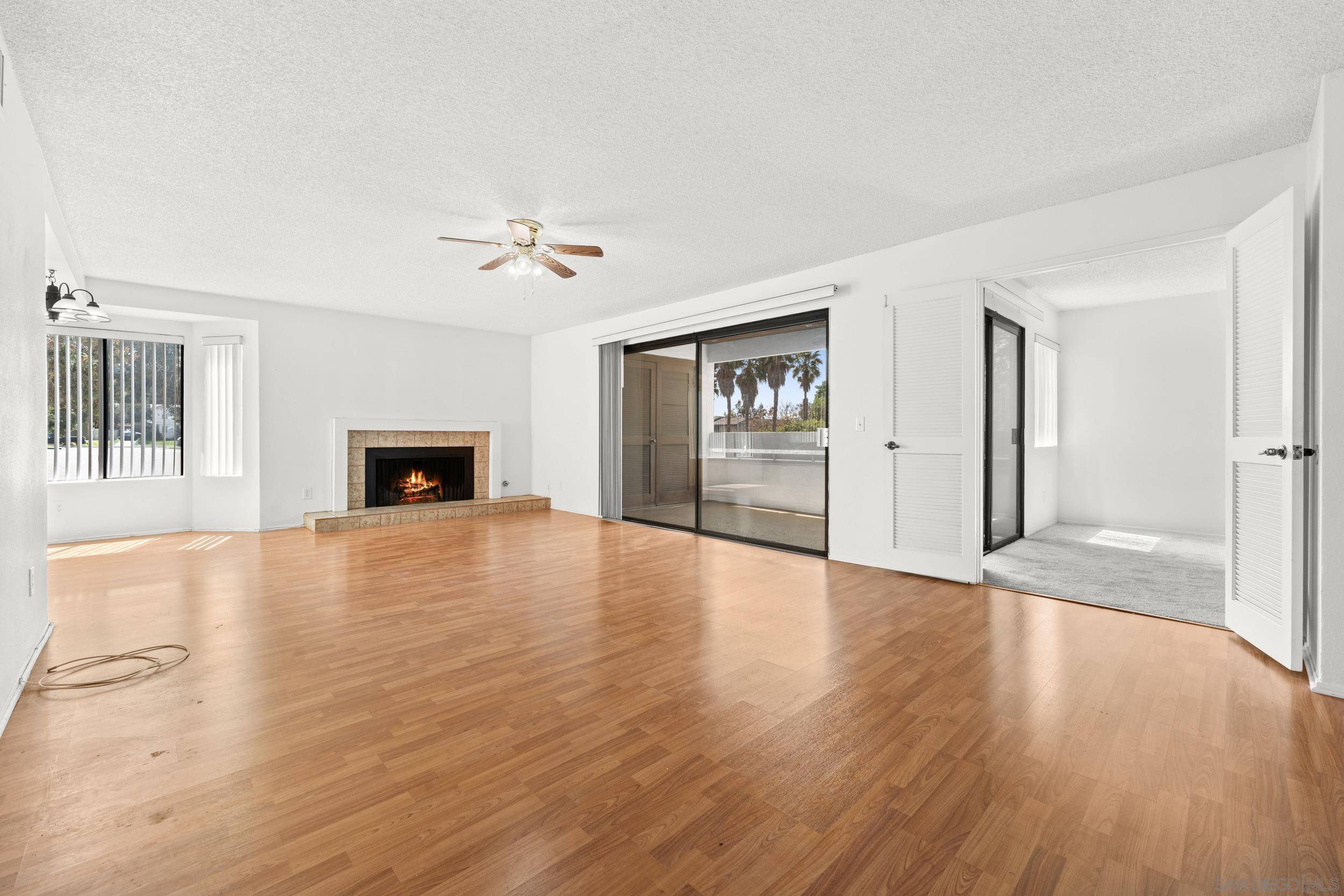 Chula Vista, CA 91910,376 Center St #120