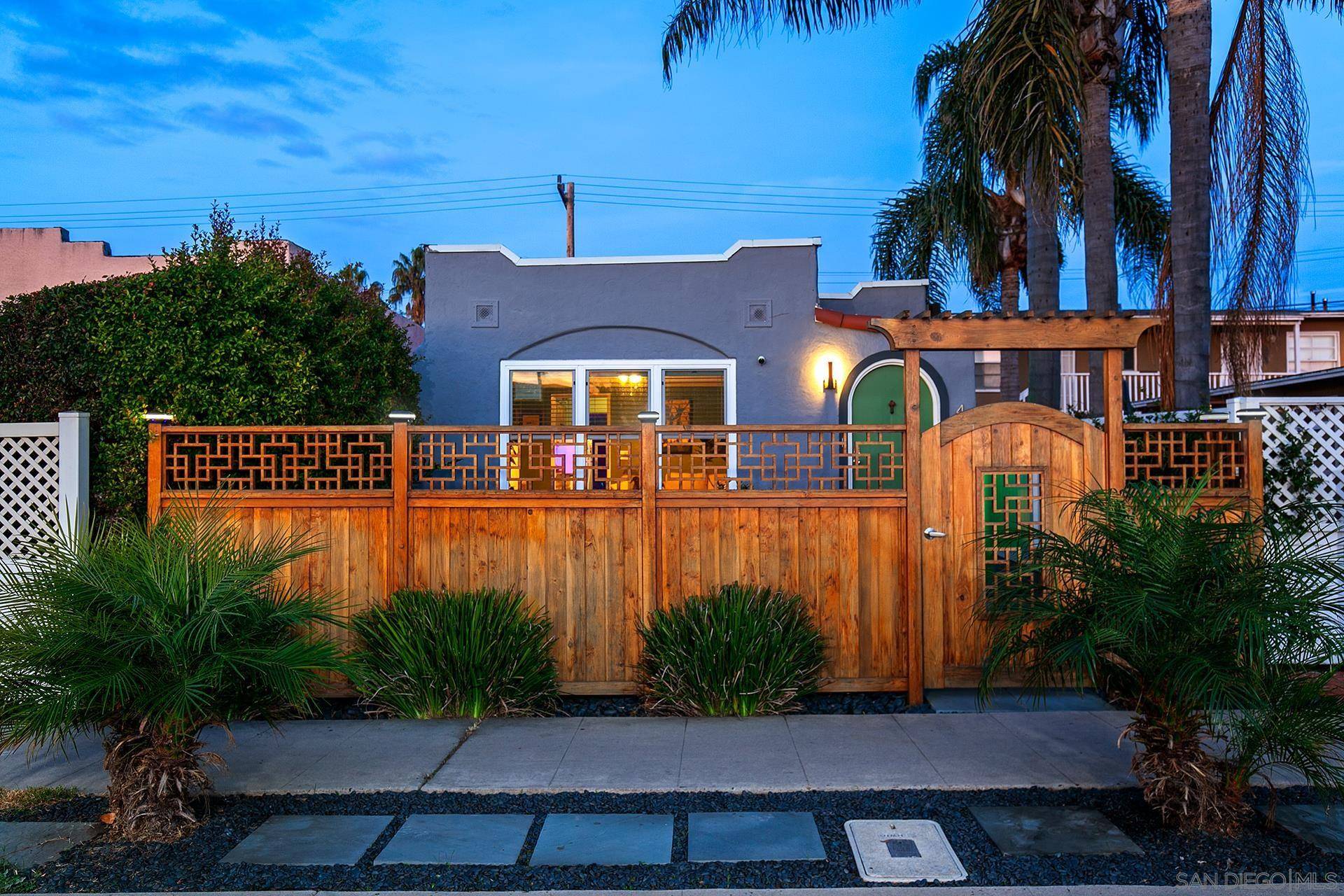 San Diego, CA 92107,4844 Long Branch Ave