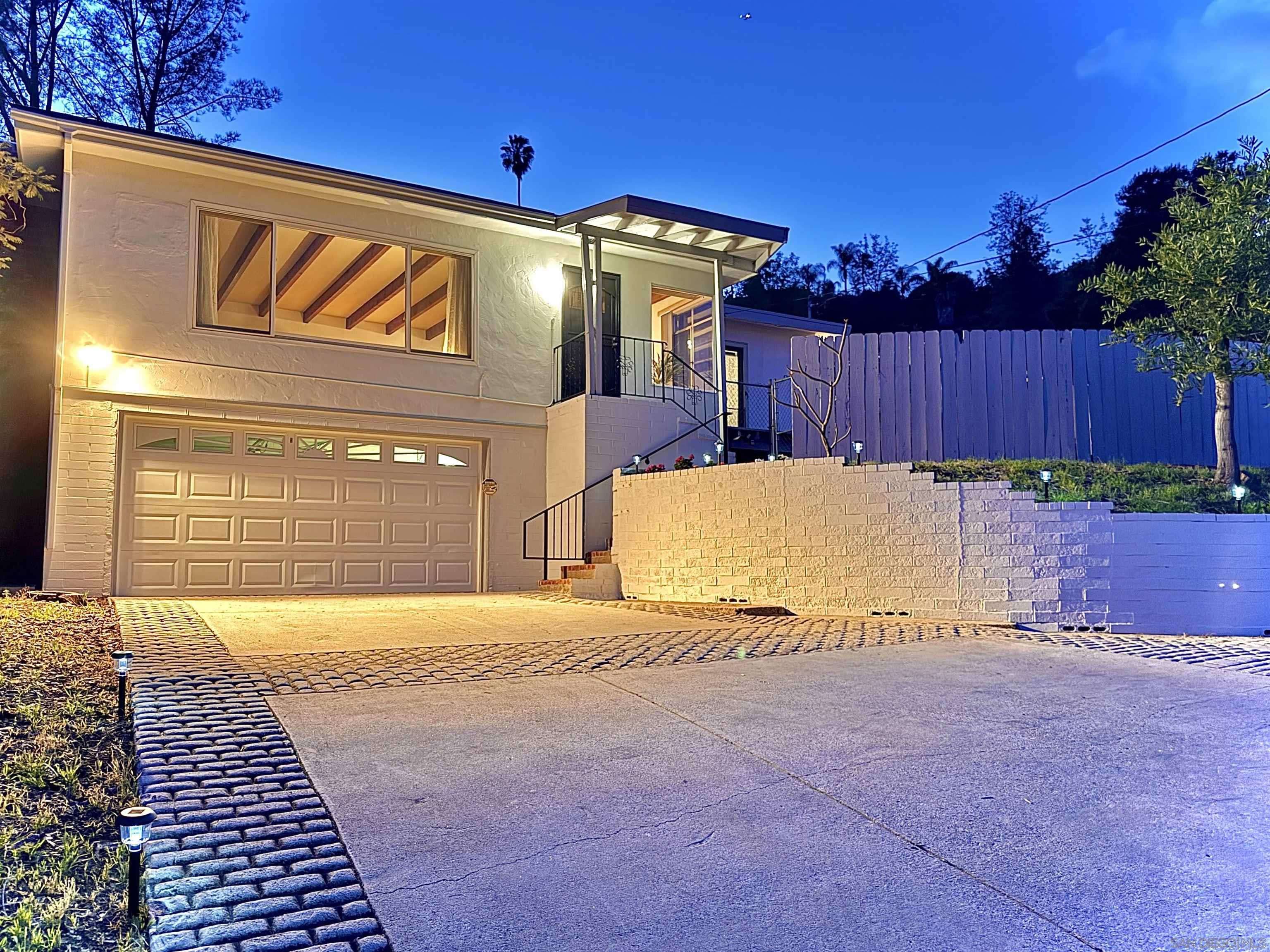 La Mesa, CA 91941,4124 Bancroft Dr