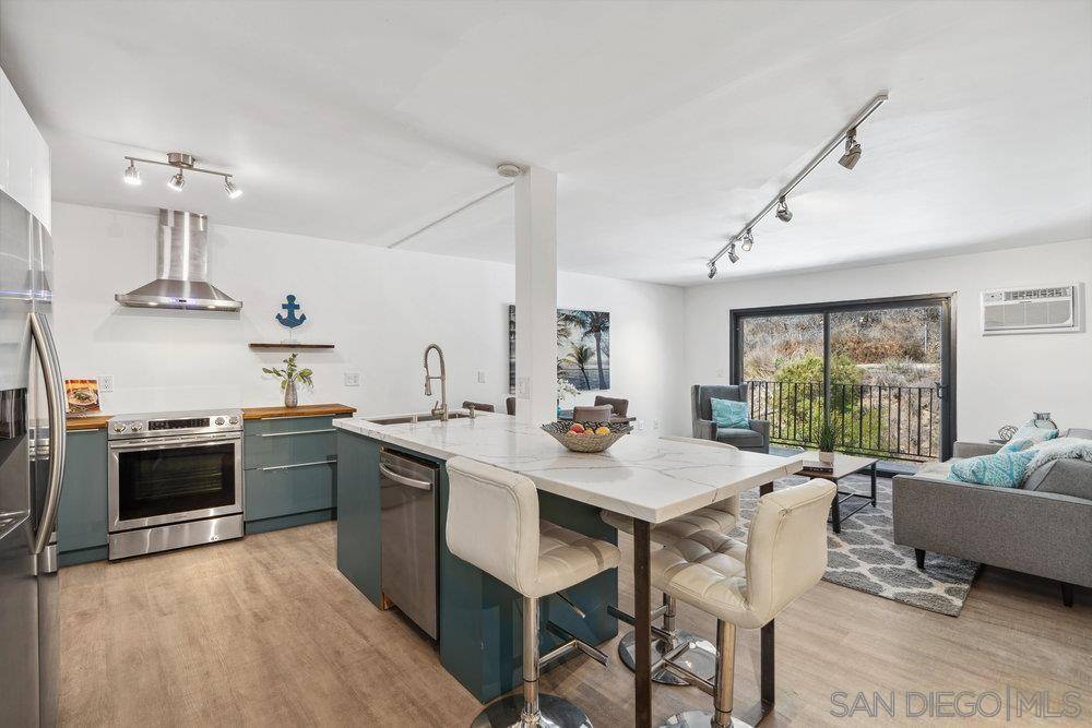 San Diego, CA 92108,6780 Friars Rd #365