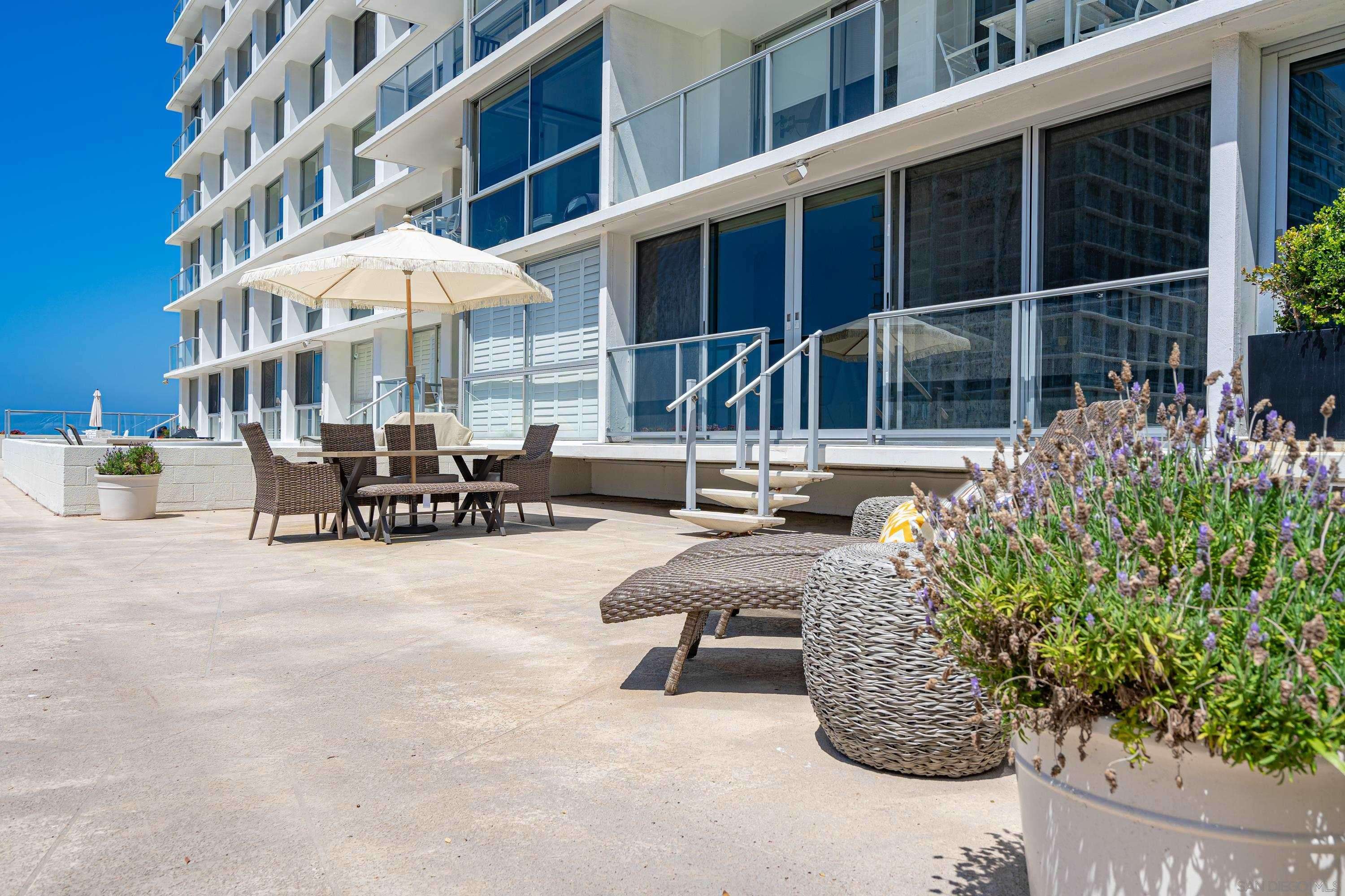 Coronado, CA 92118,1730 Avenida Del Mundo #101