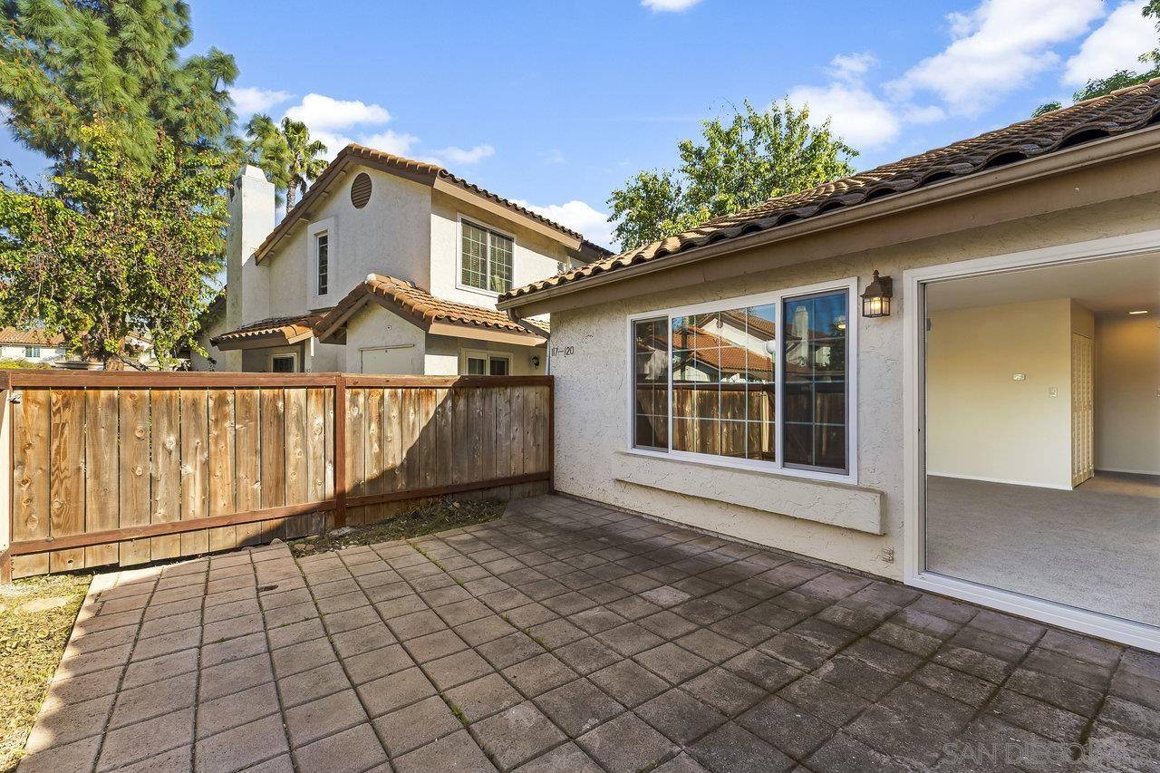 Escondido, CA 92025,1651 S Juniper Street #120