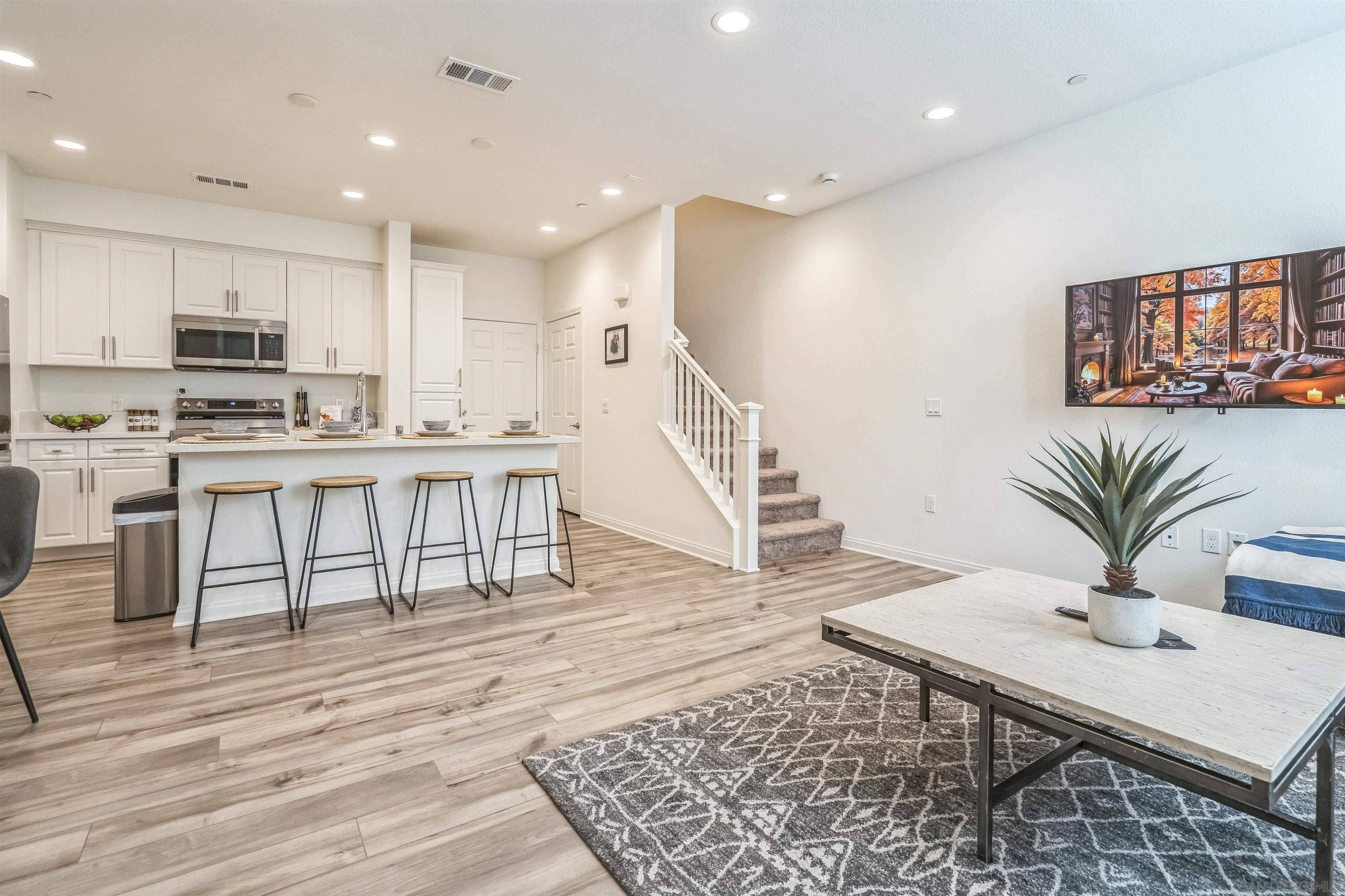 Spring Valley, CA 91977,2018 Barite St