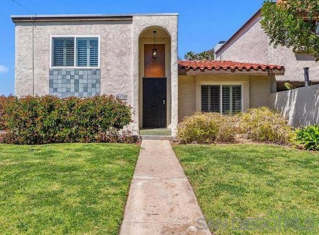 San Diego, CA 92117,4176 Balboa Way