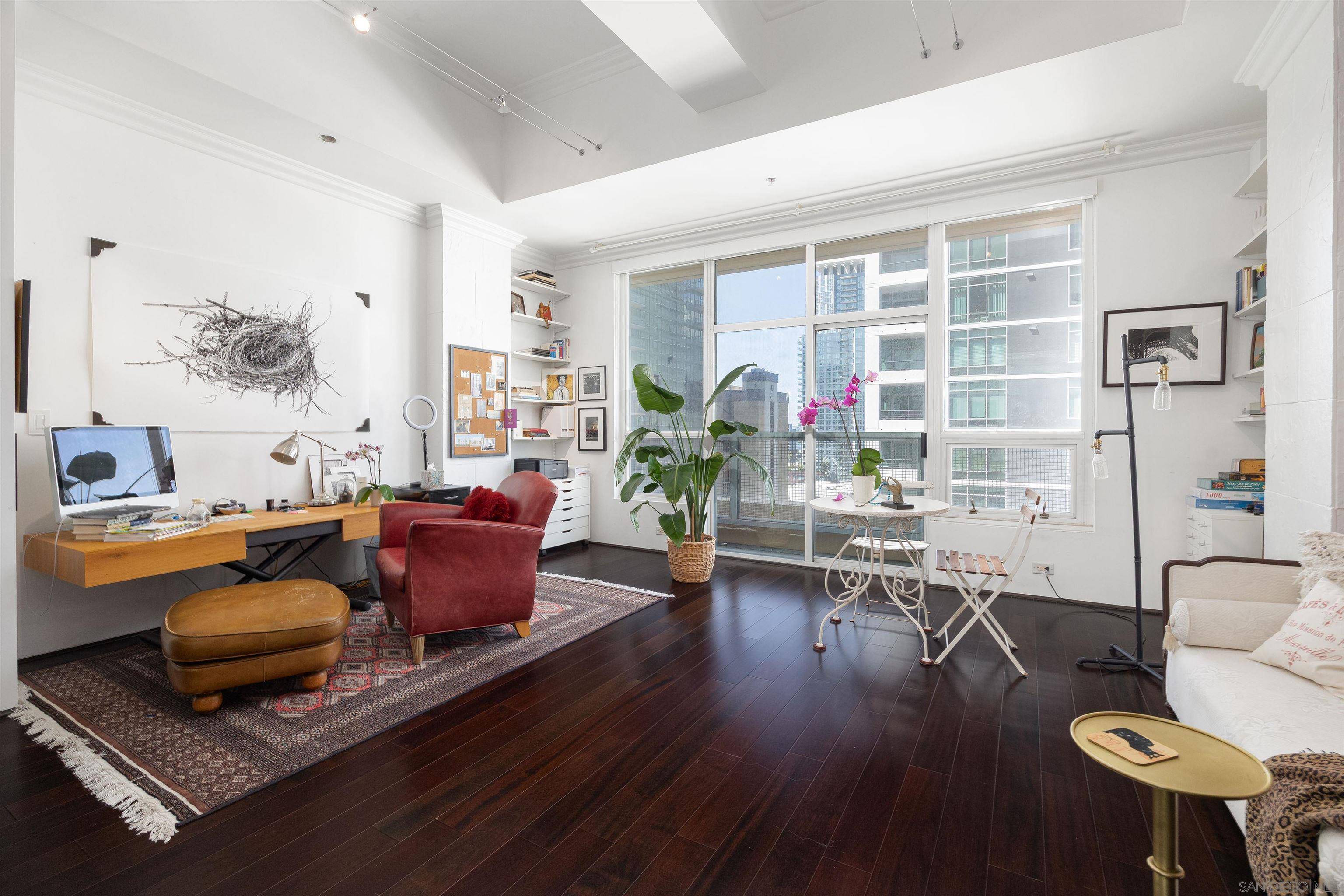 San Diego, CA 92101,350 W Ash St #807