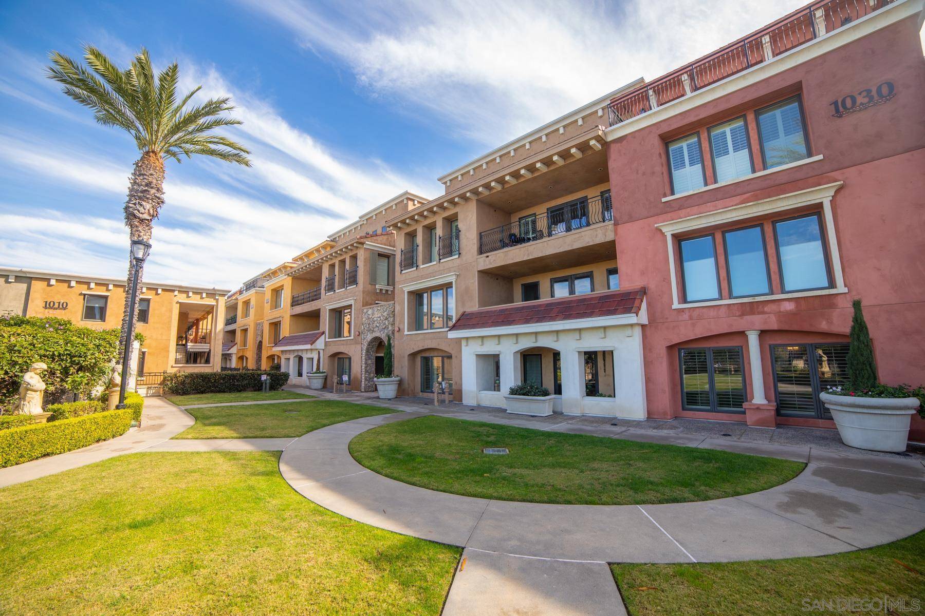 La Jolla, CA 92037,1020 Genter St #201