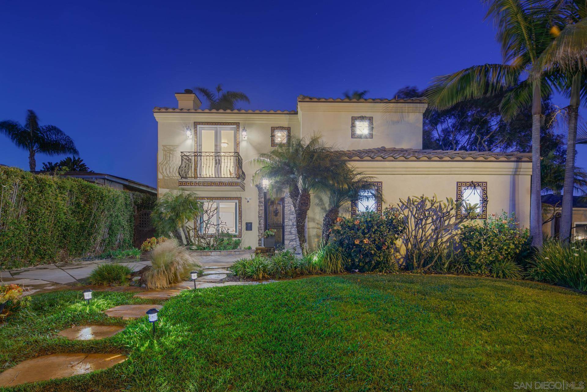 San Diego, CA 92106,3648 Kingsley St