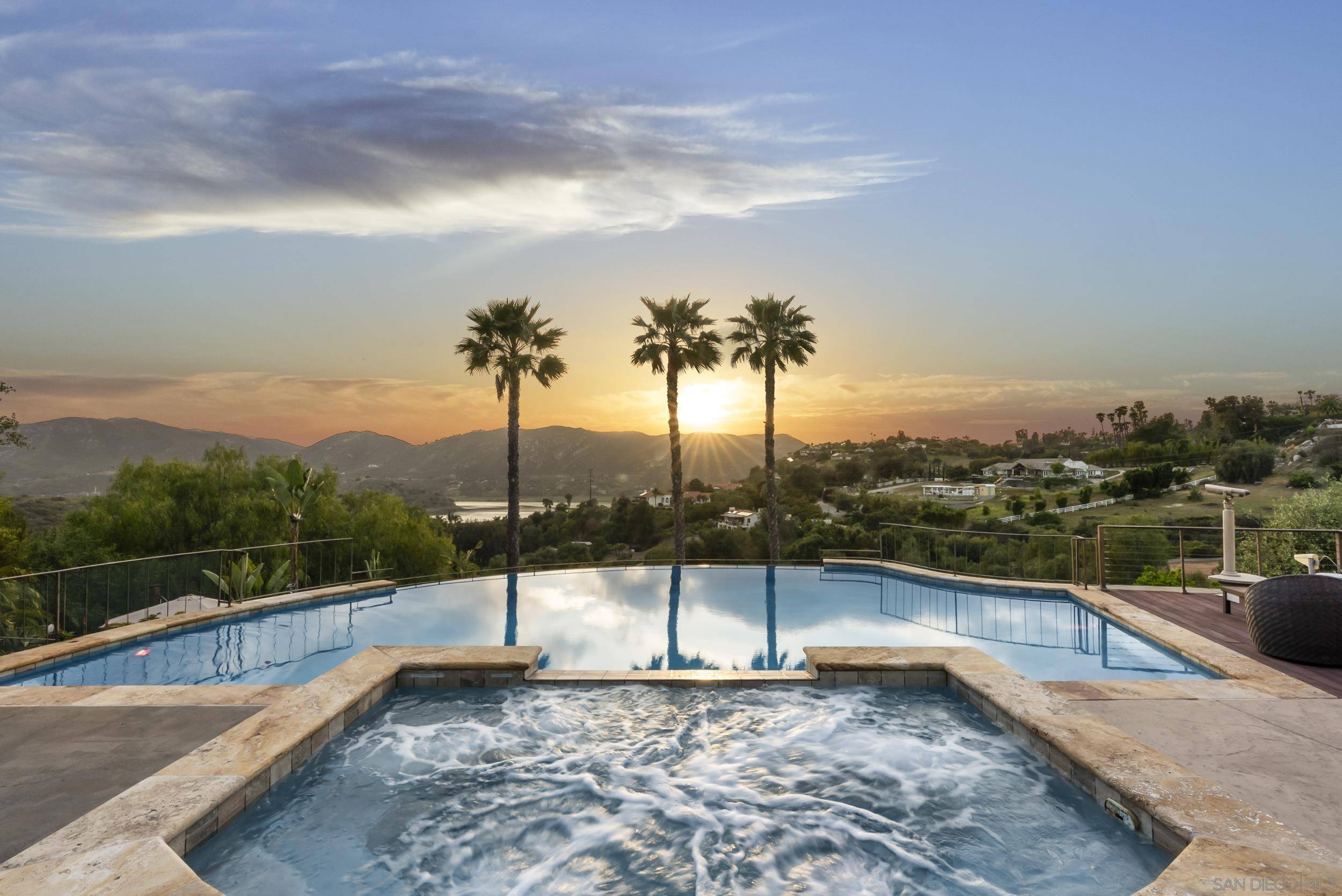 Escondido, CA 92029,3449 Via Loma Vista