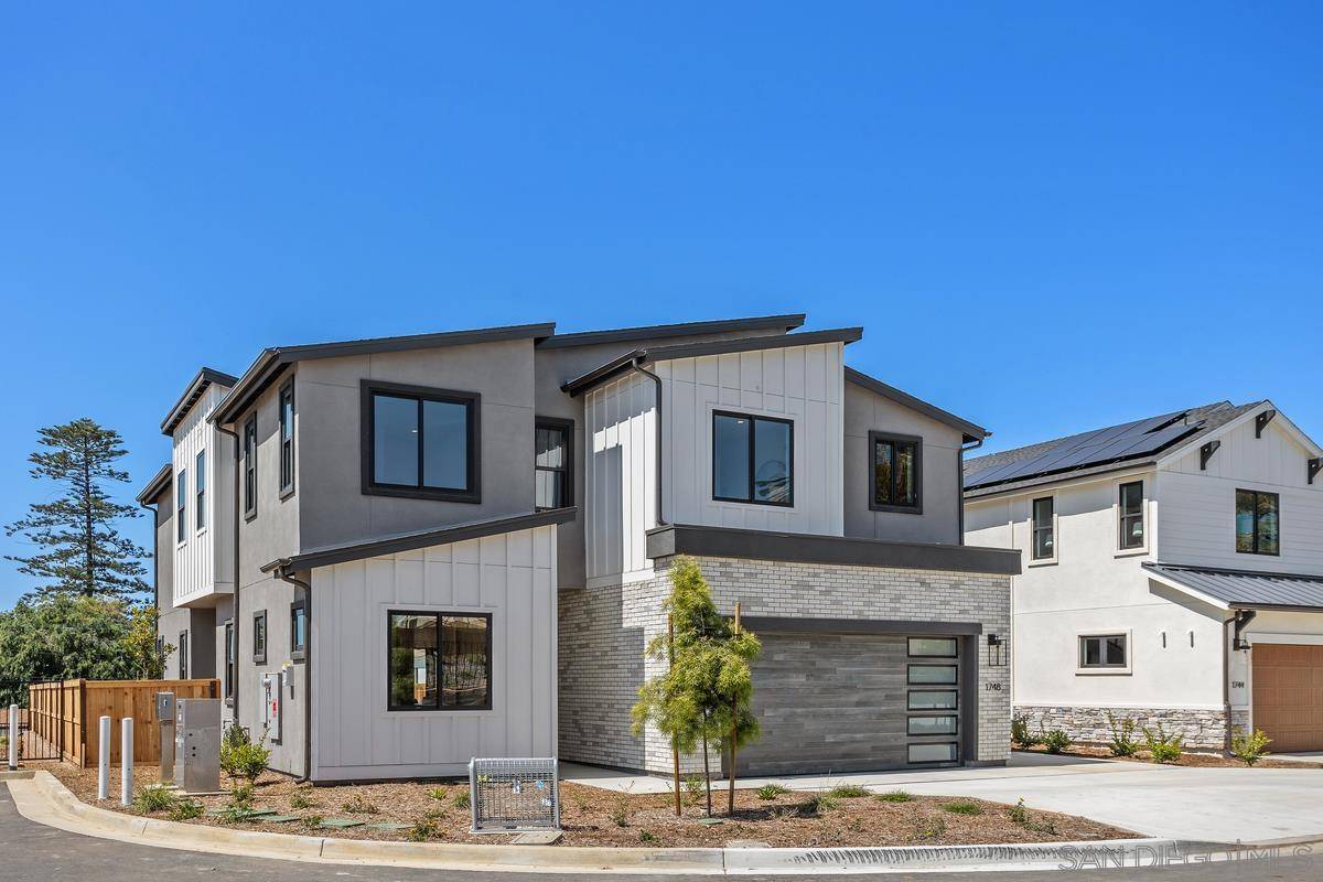 Oceanside, CA 92054,1748 Whaley St.