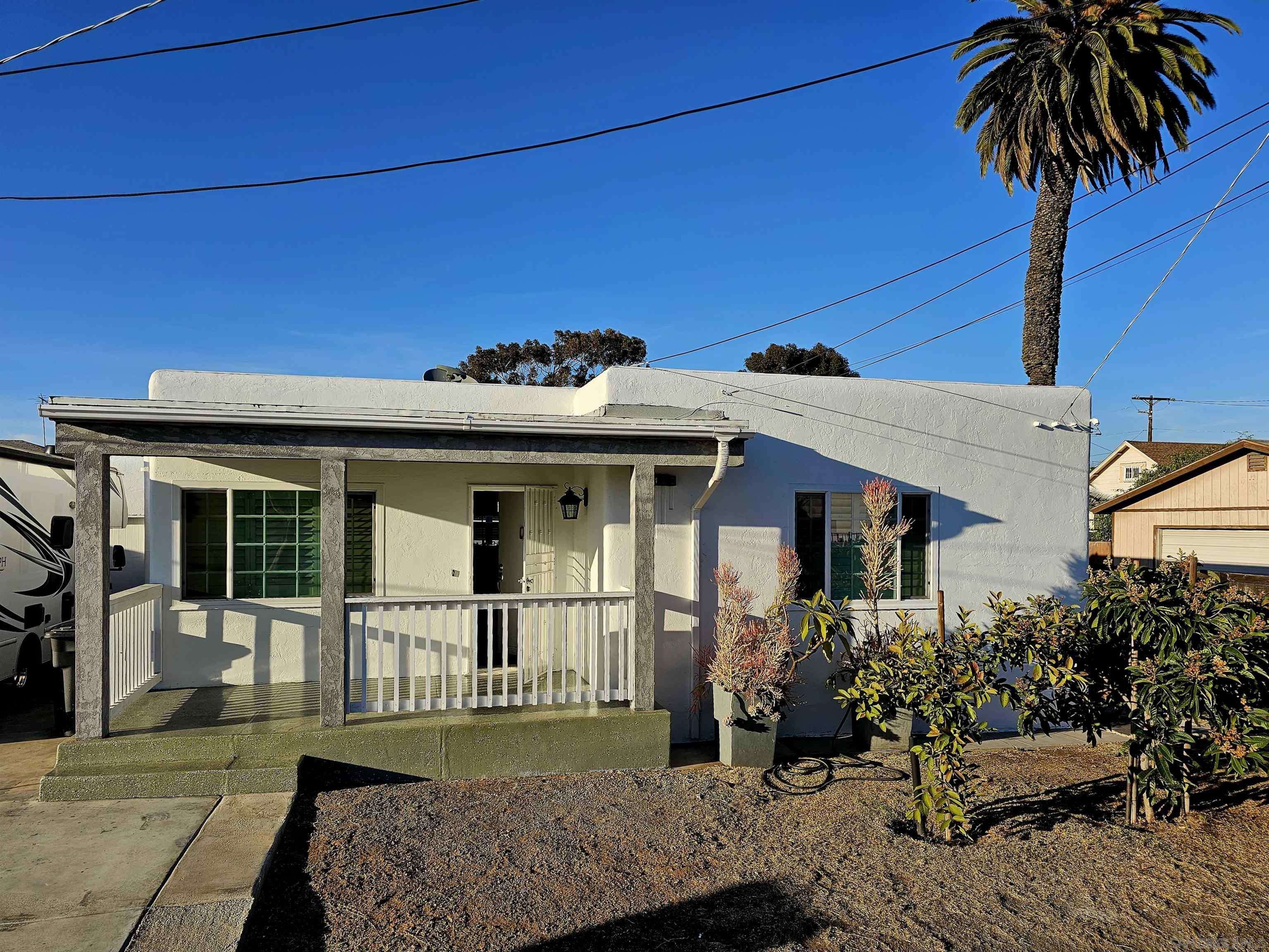 National City, CA 91950,425 E 16Th St