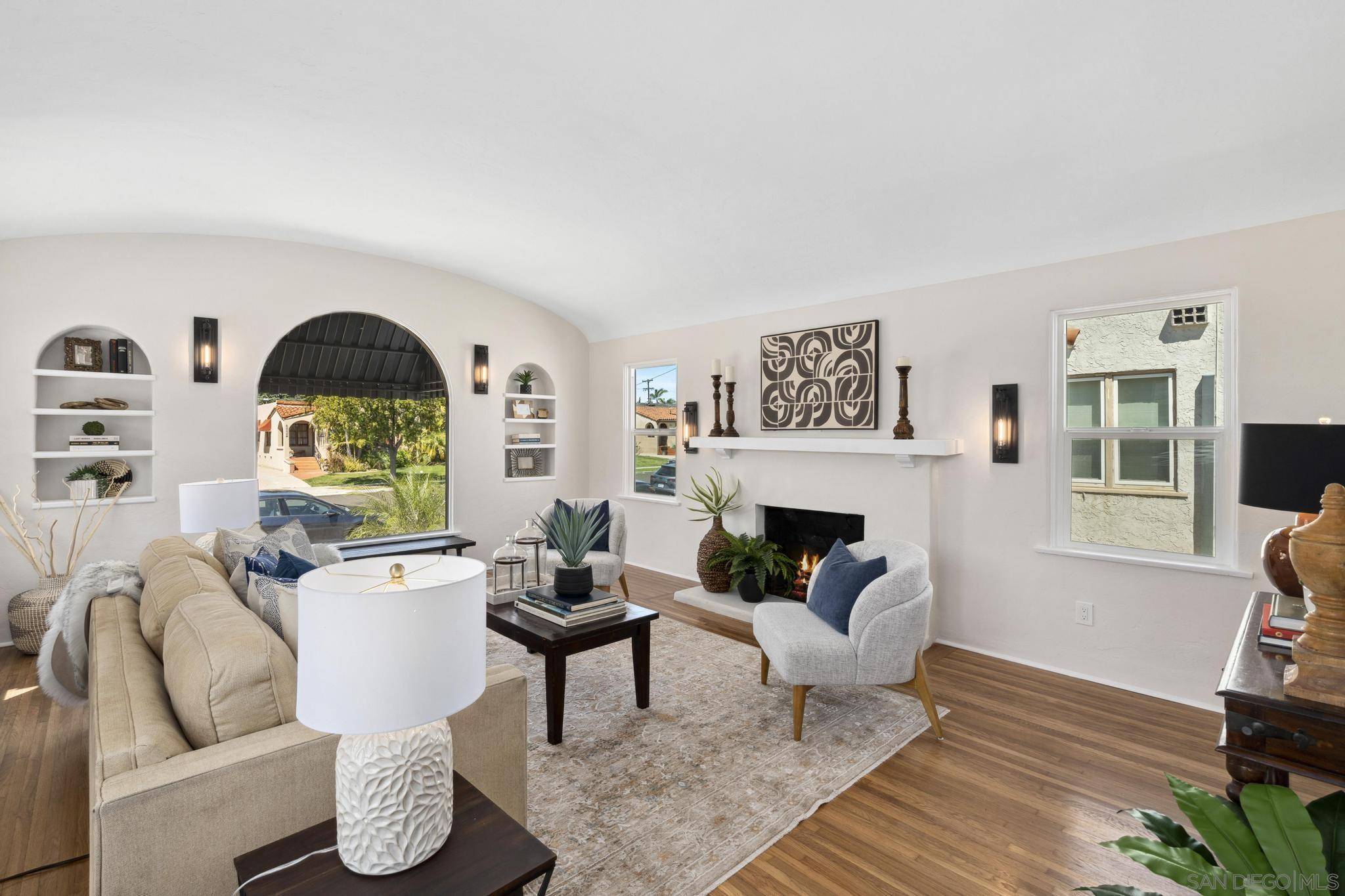 San Diego, CA 92116,4429-31 Swift Ave