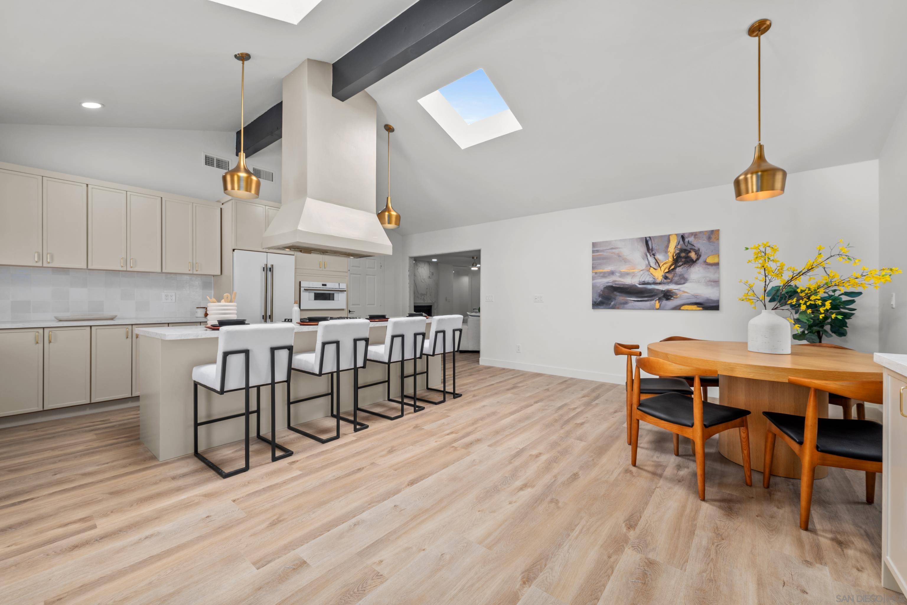 Bonita, CA 91902,3614 Hazelhurst Ct