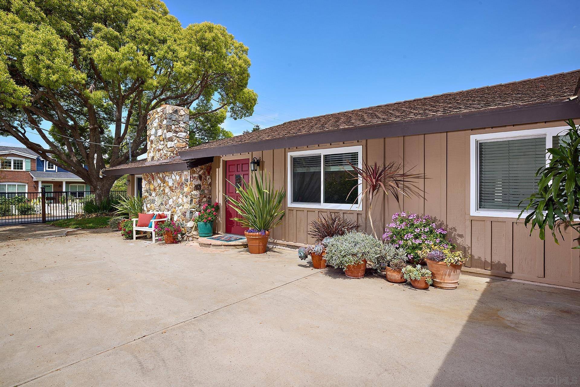 Cardiff, CA 92007,1641 Somerset