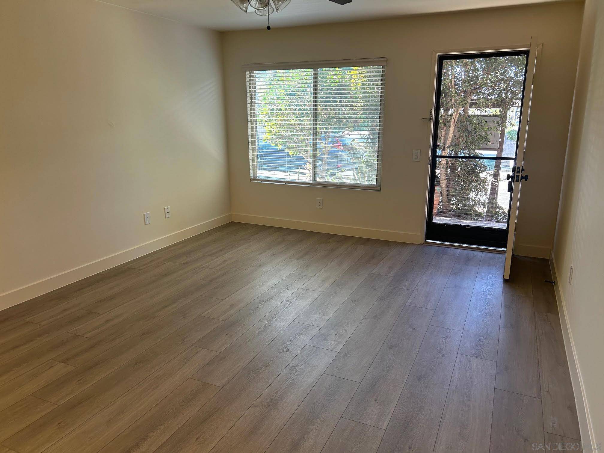 Encinitas, CA 92024,225 Melrose Ave #3