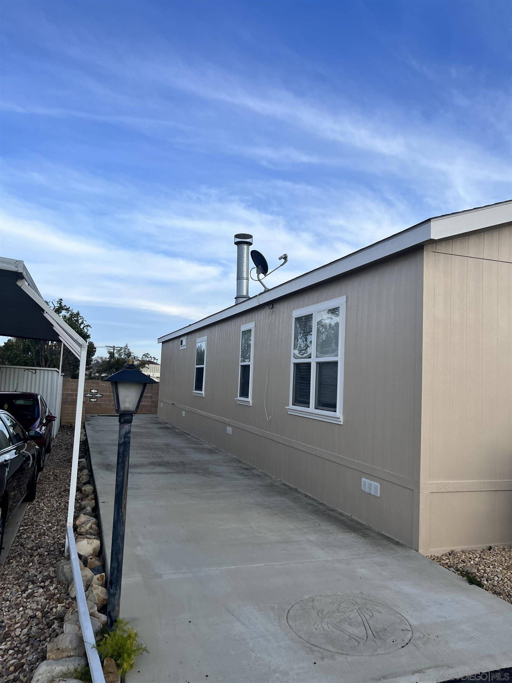 San Marcos, CA 92078,1219 E Barham Dr #SPC 81