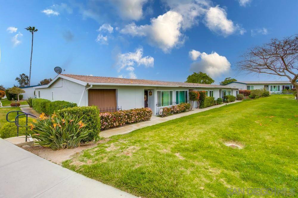 Oceanside, CA 92057,3890 Vista Campana S. #82