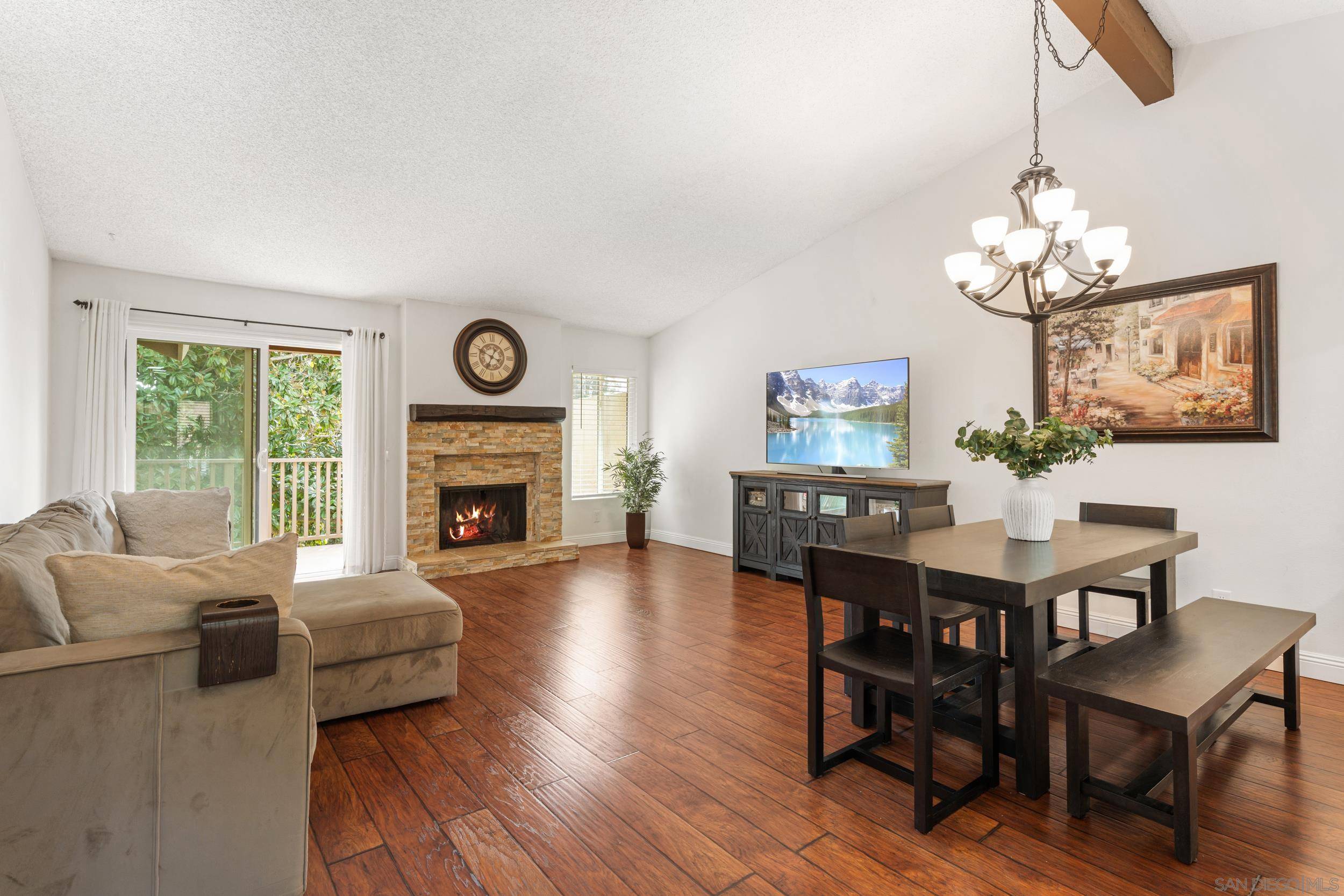 Fallbrook, CA 92028,1766 Pala Lake Dr