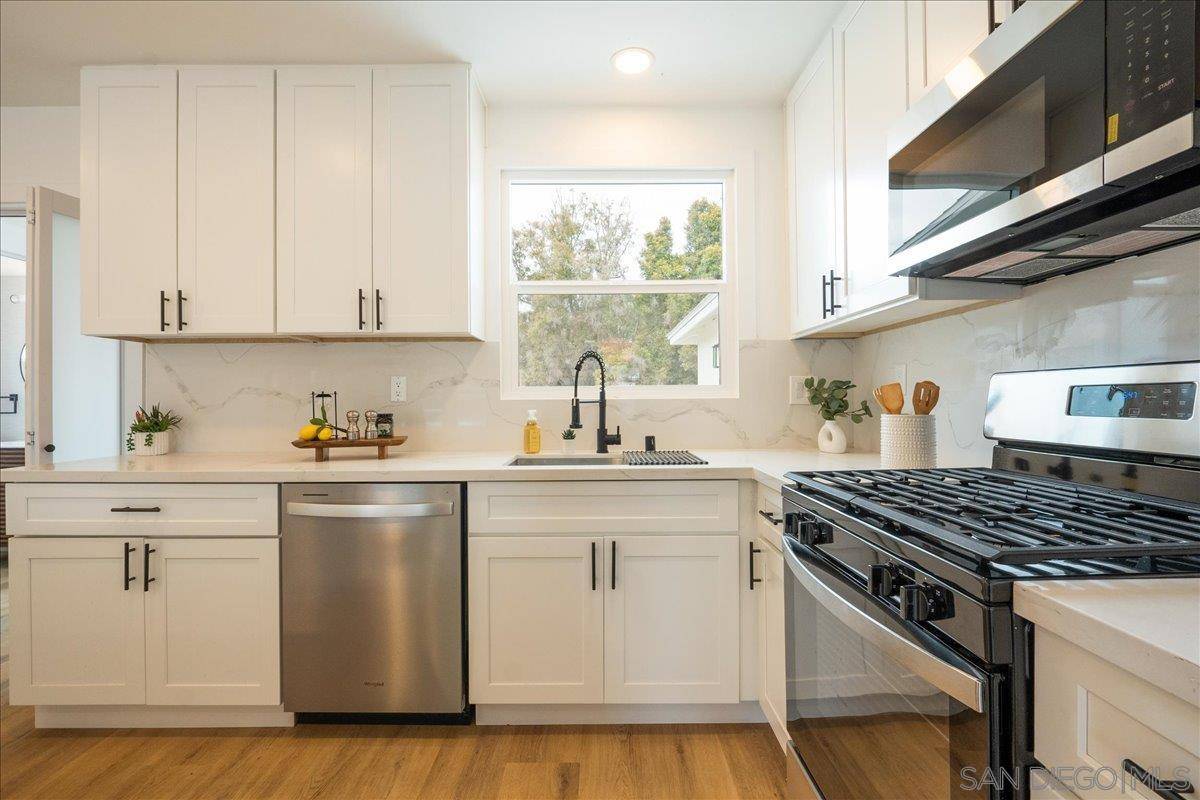 La Mesa, CA 91941,7486 Muriel Pl