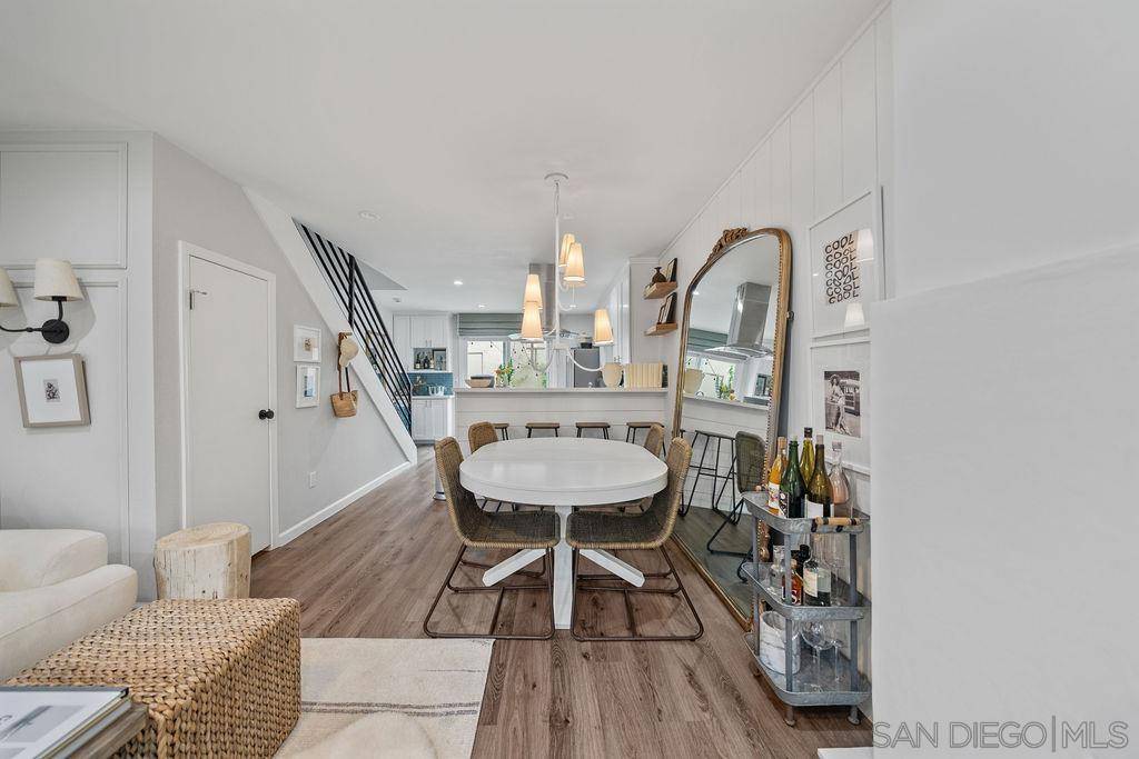 San Diego, CA 92122,7966 Camino Huerta