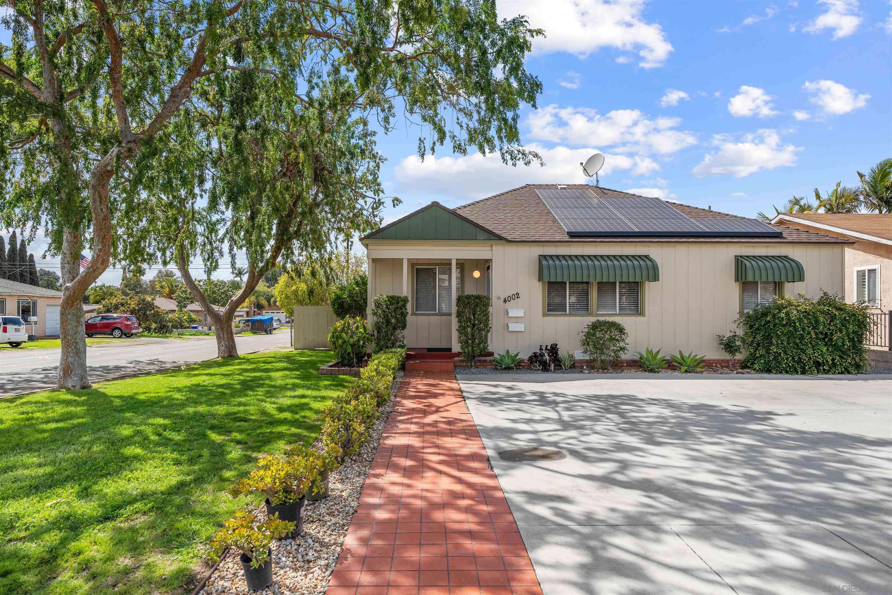 La Mesa, CA 91941,4002 Violet