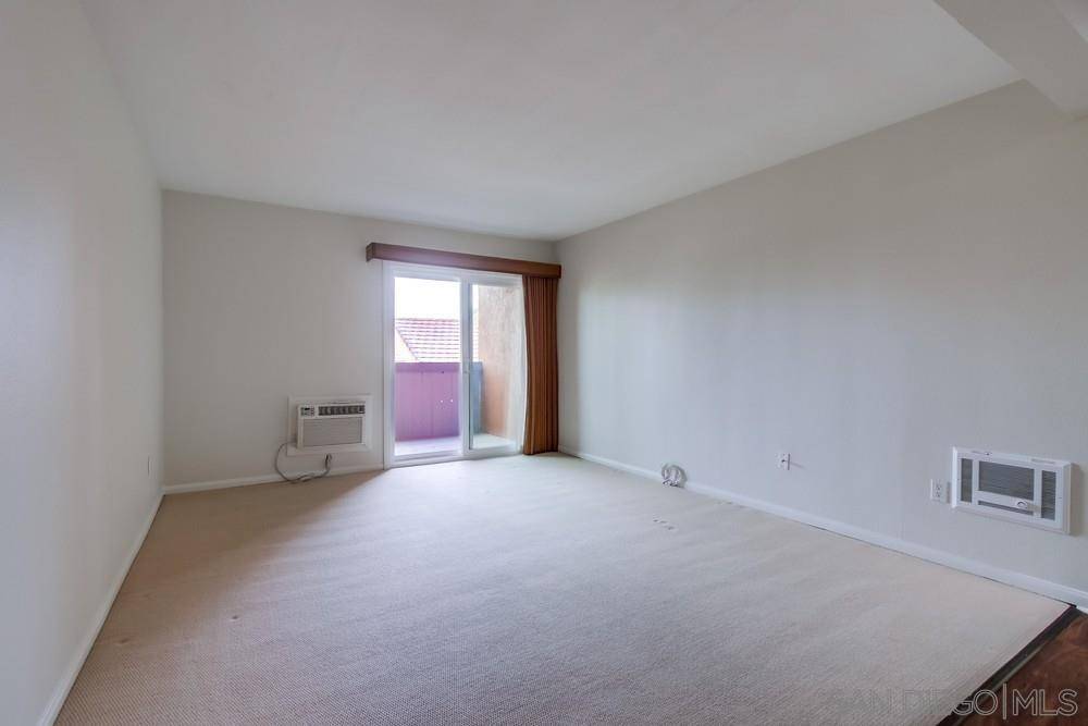San Diego, CA 92120,7757 Margerum Ave #245