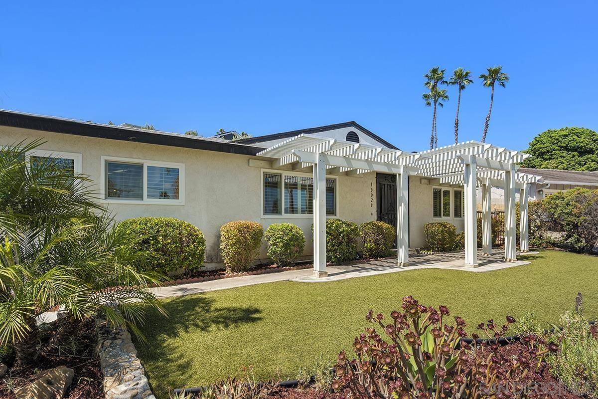 La Mesa, CA 91941,10028 Resmar Place