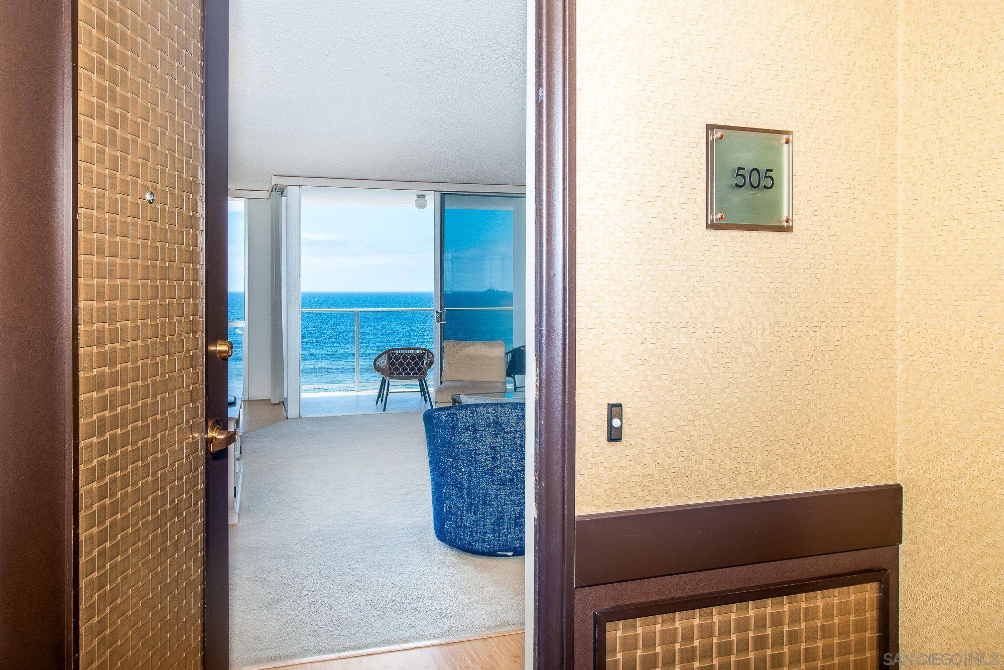 Coronado, CA 92118,1760 Avenida del Mundo #505