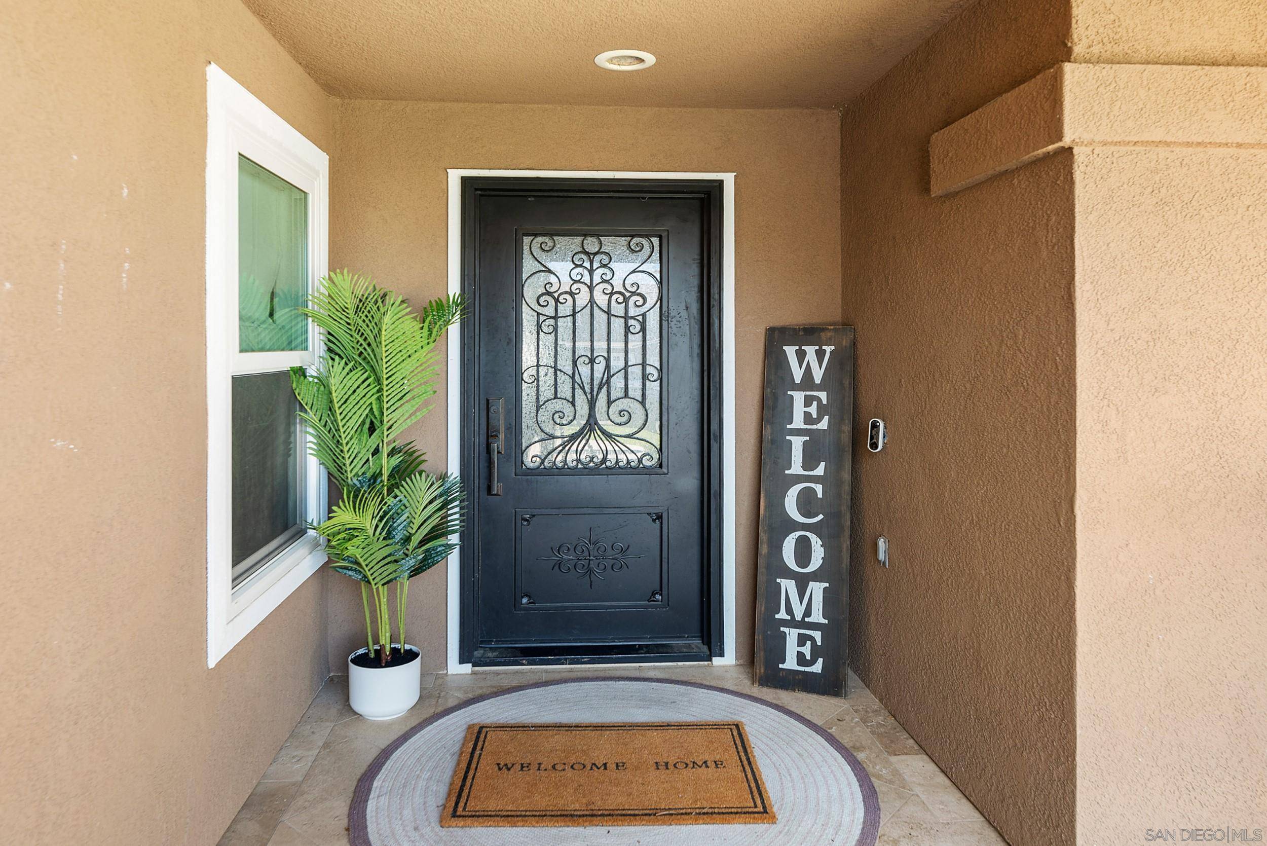 Corona, CA 92882,2360 Claudia St.